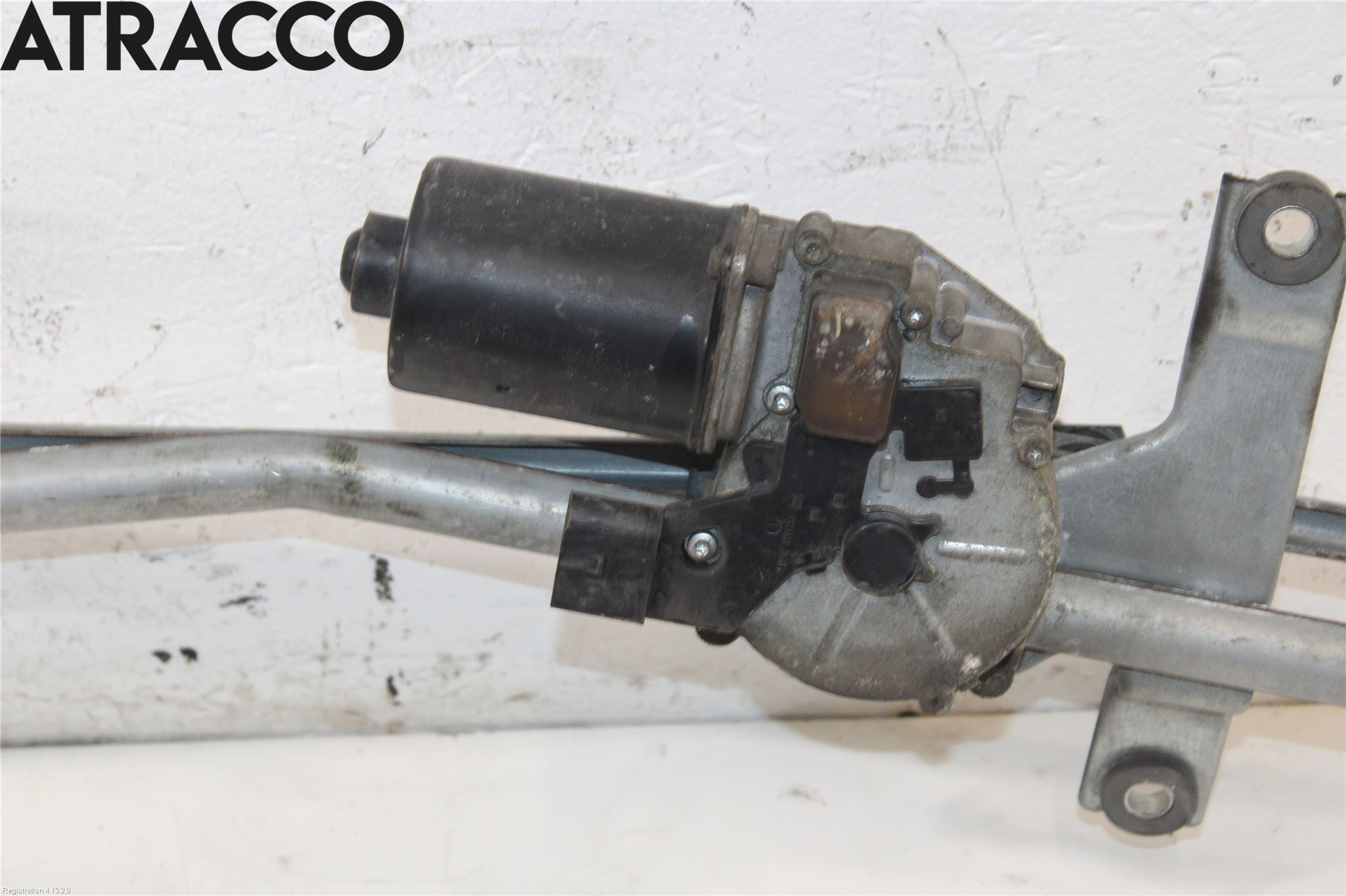 Mercedes-Benz MB VITO/VIANO (W639) 04-14 Viskermotor Frontrute