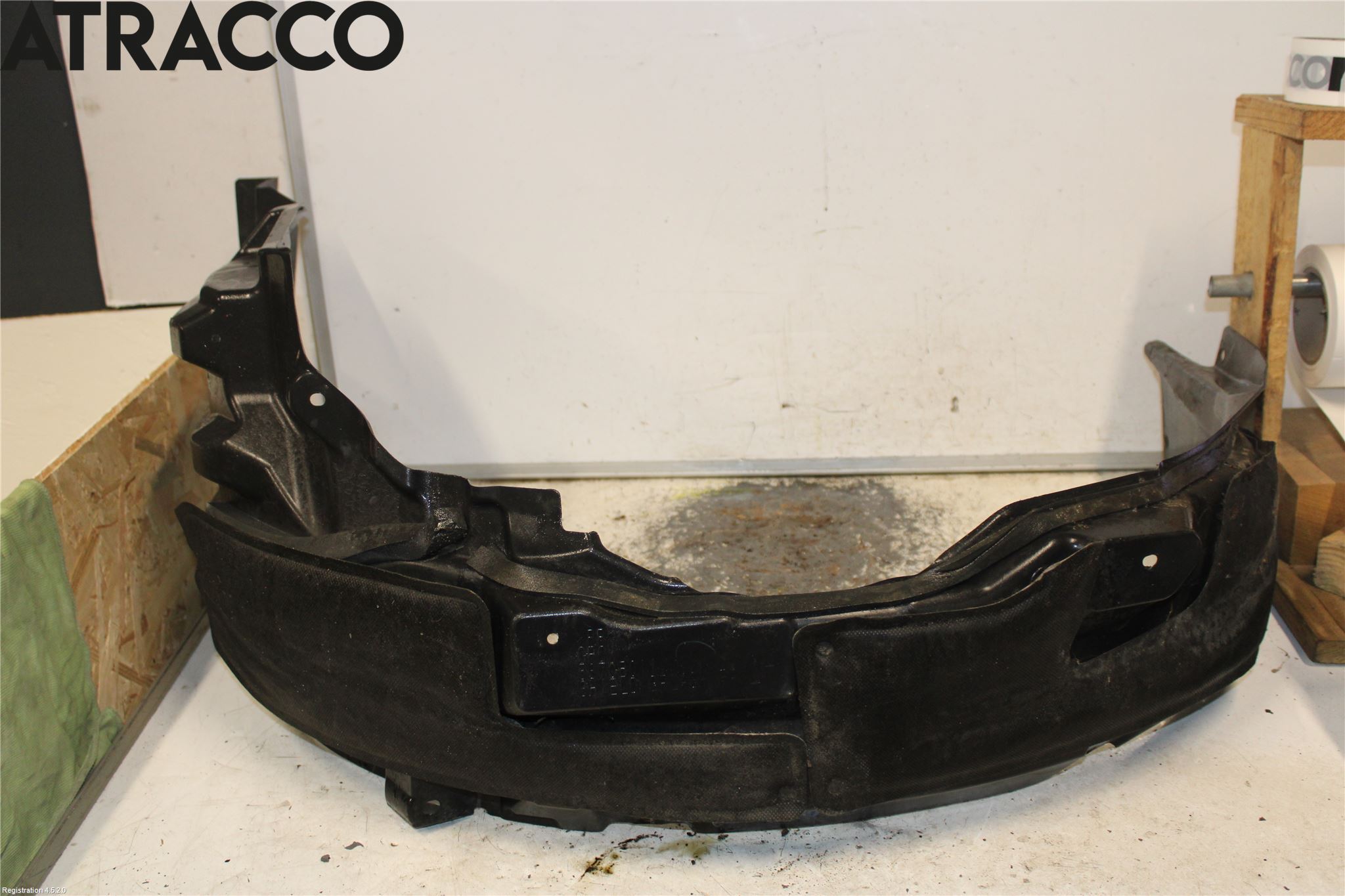 Mitsubishi OUTLANDER 13-21 Skjerm Indre