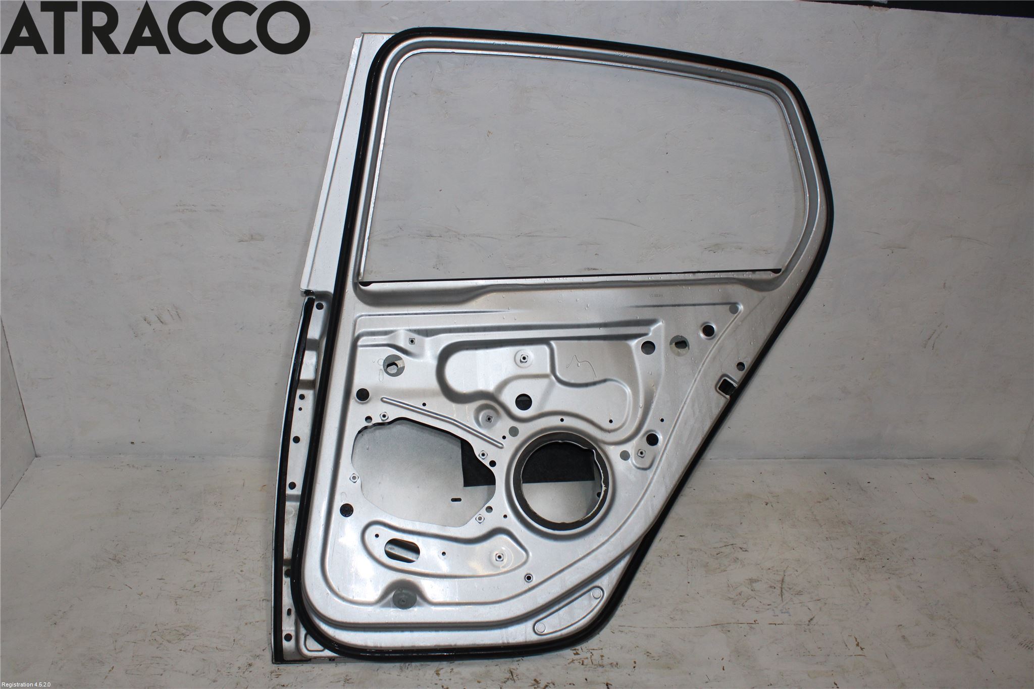 Volkswagen VW GOLF V 04-09 Dør 4D Bak Høyre