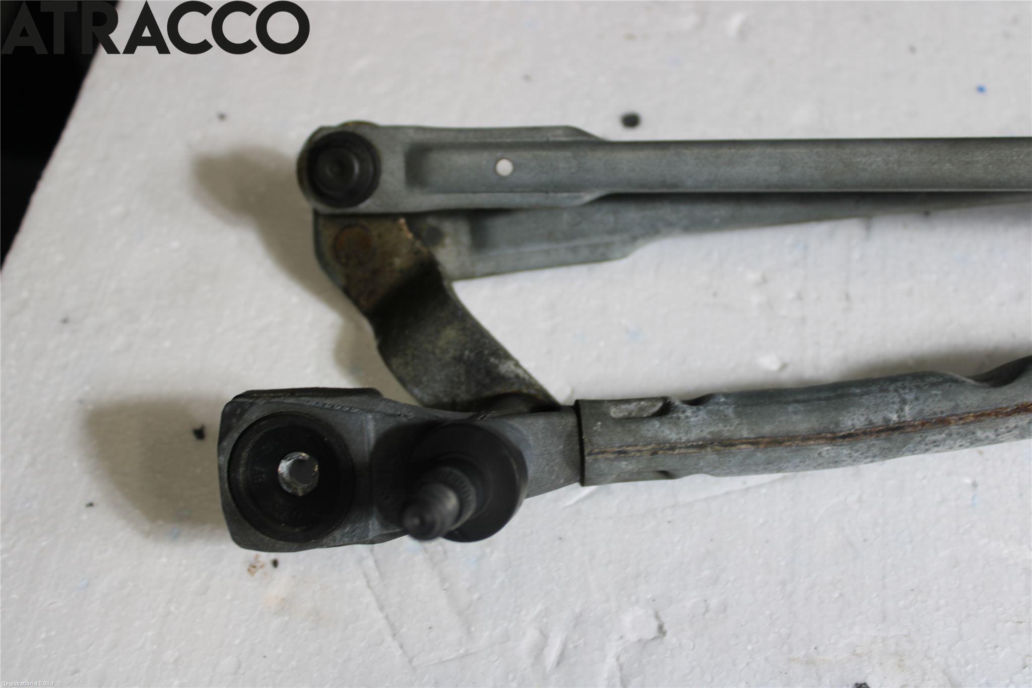 Ford FIESTA 09-12 Viskermotor Frontrute