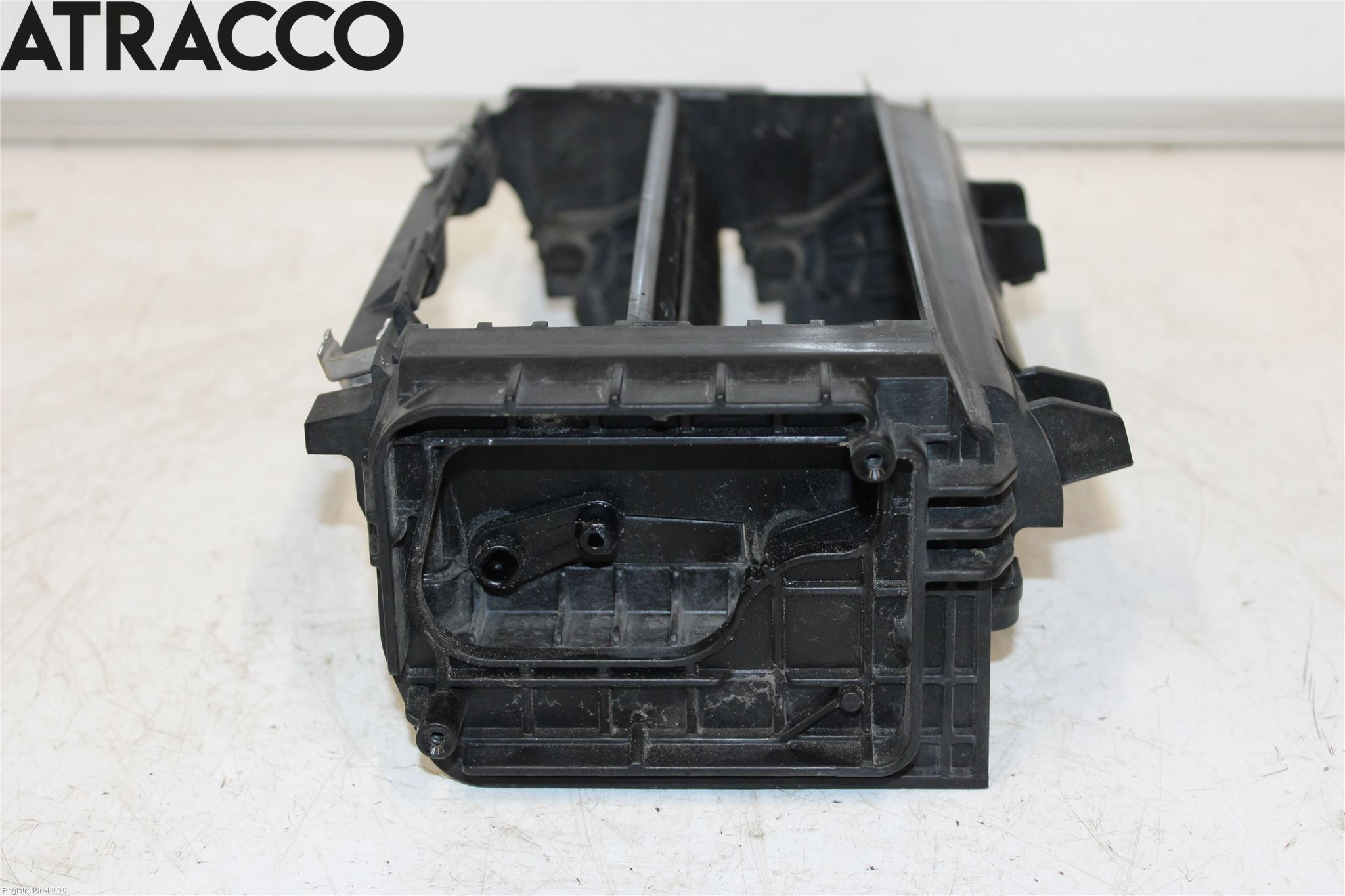 Hyundai IONIQ AE 17-22 Luftstyring Front