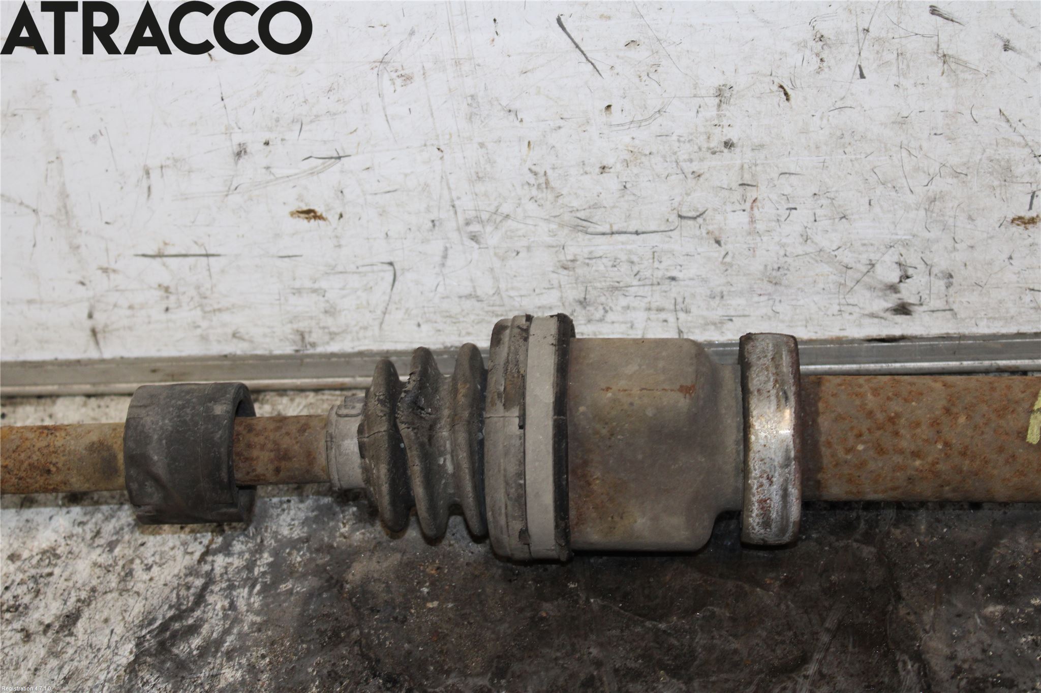 Ford FIESTA 09-12 Drivaksel Foran Kompl Høyre