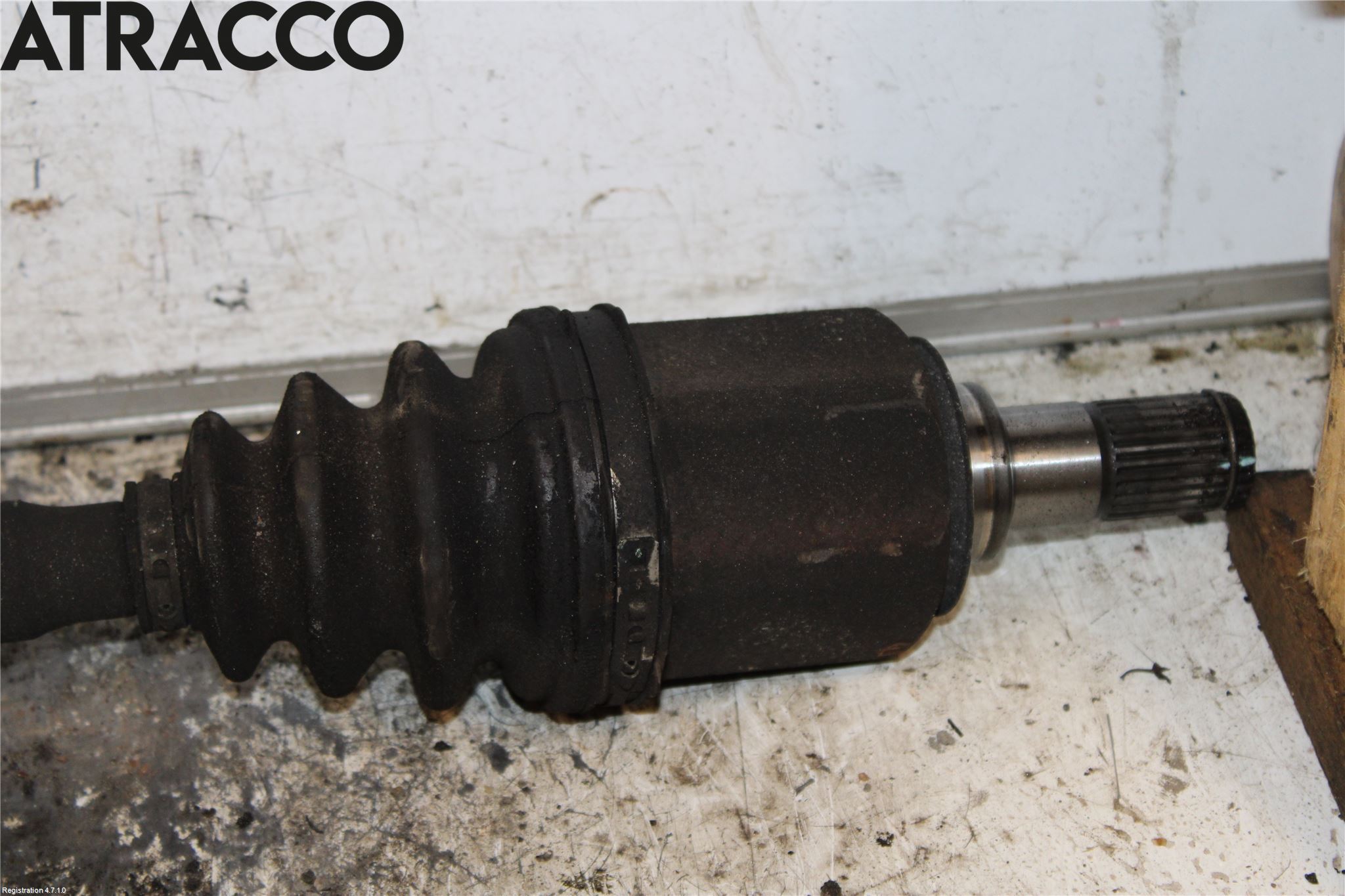 Kia CEED 06-12 Drivaksel Foran Kompl Høyre