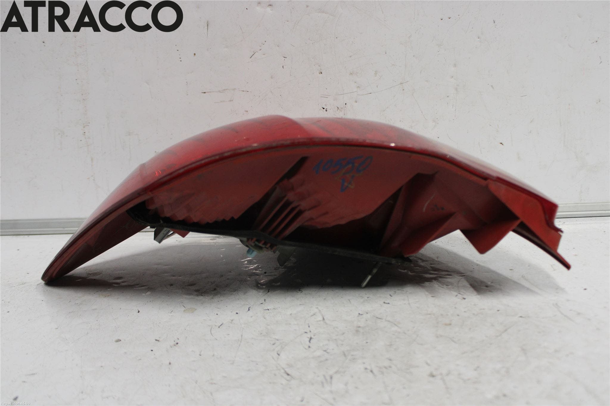 Toyota AURIS 10-12 Baklykt Venstre