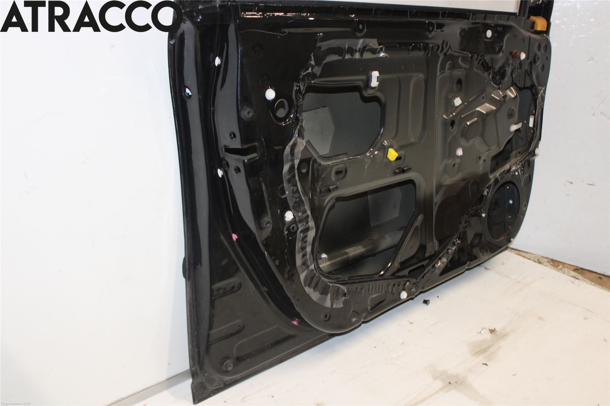 Toyota AVENSIS 07-08 Dør 4D Foran Venstre