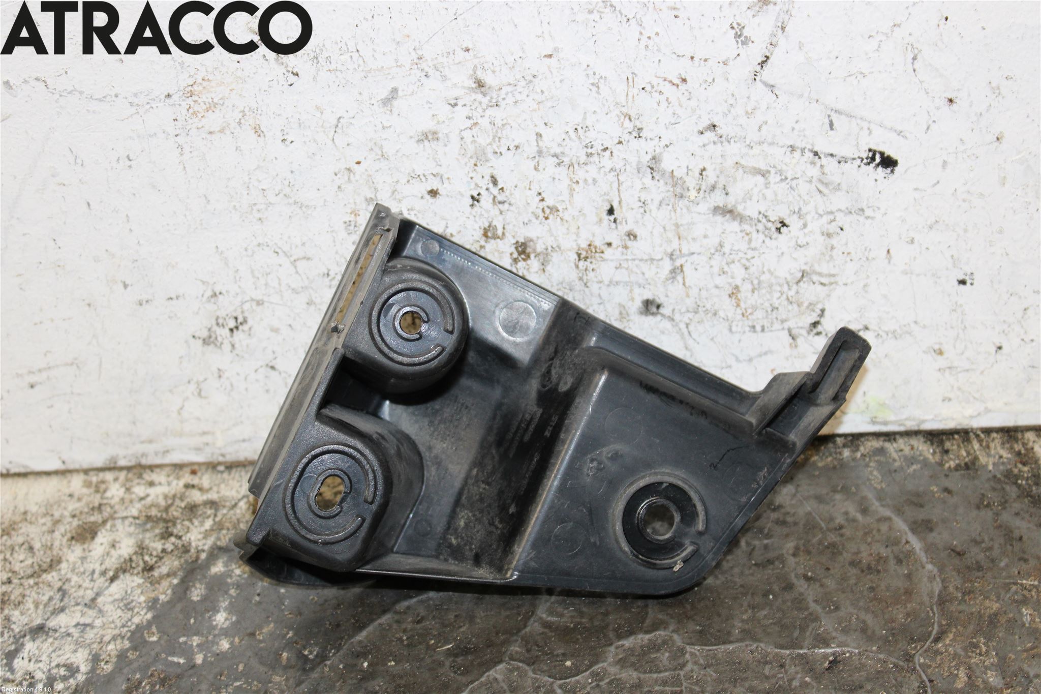 BMW X3 E83     03-10 Støtfangerfeste Bak Høyre