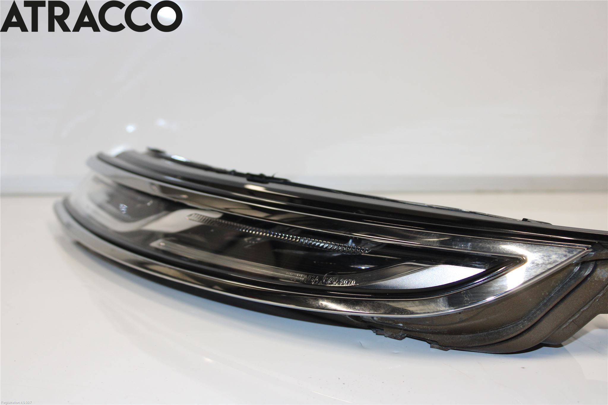 Citroen C4 CACTUS 14-20 Frontlykt Venstre