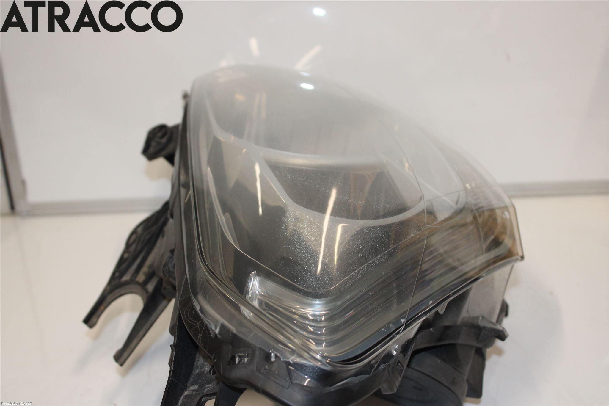 Peugeot PARTNER 16-18 Frontlykt Høyre