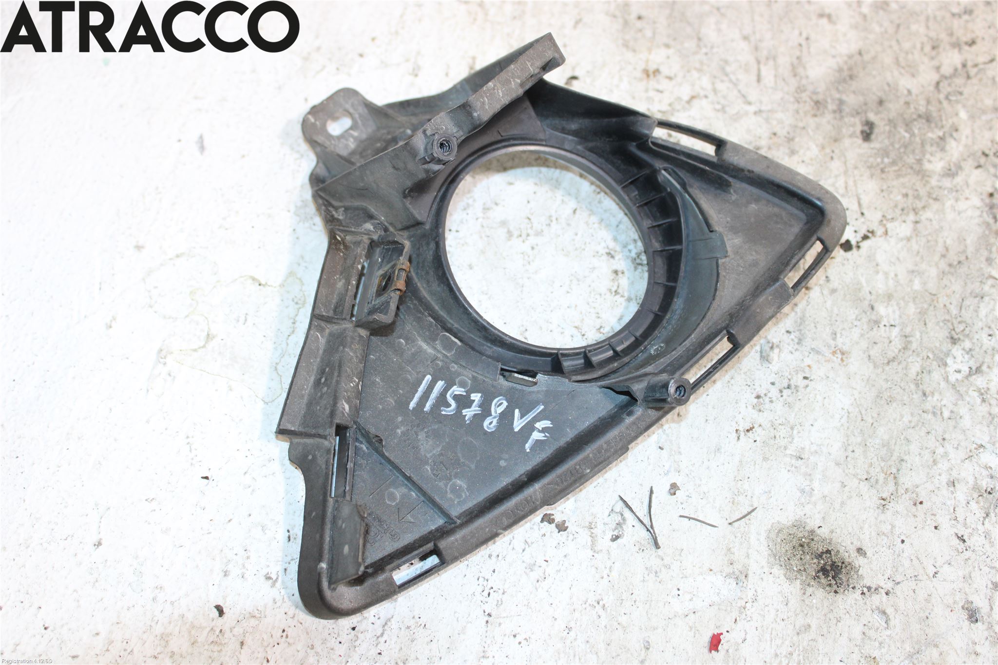 Toyota AURIS 13-19 Frontlykt Kurve-Tåkelys Ramme