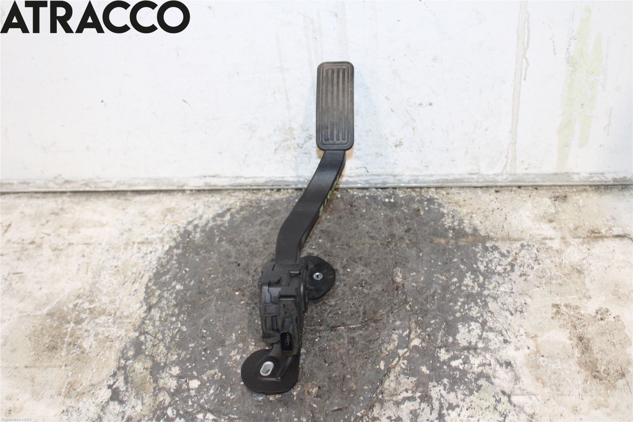 Tesla MODEL S 13- Gasspedal