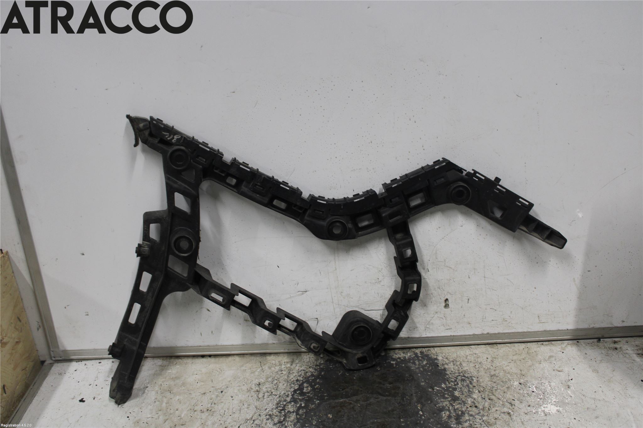 Volkswagen VW GOLF / E-GOLF VII 13-20 Støtfangerfeste Bak Høyre