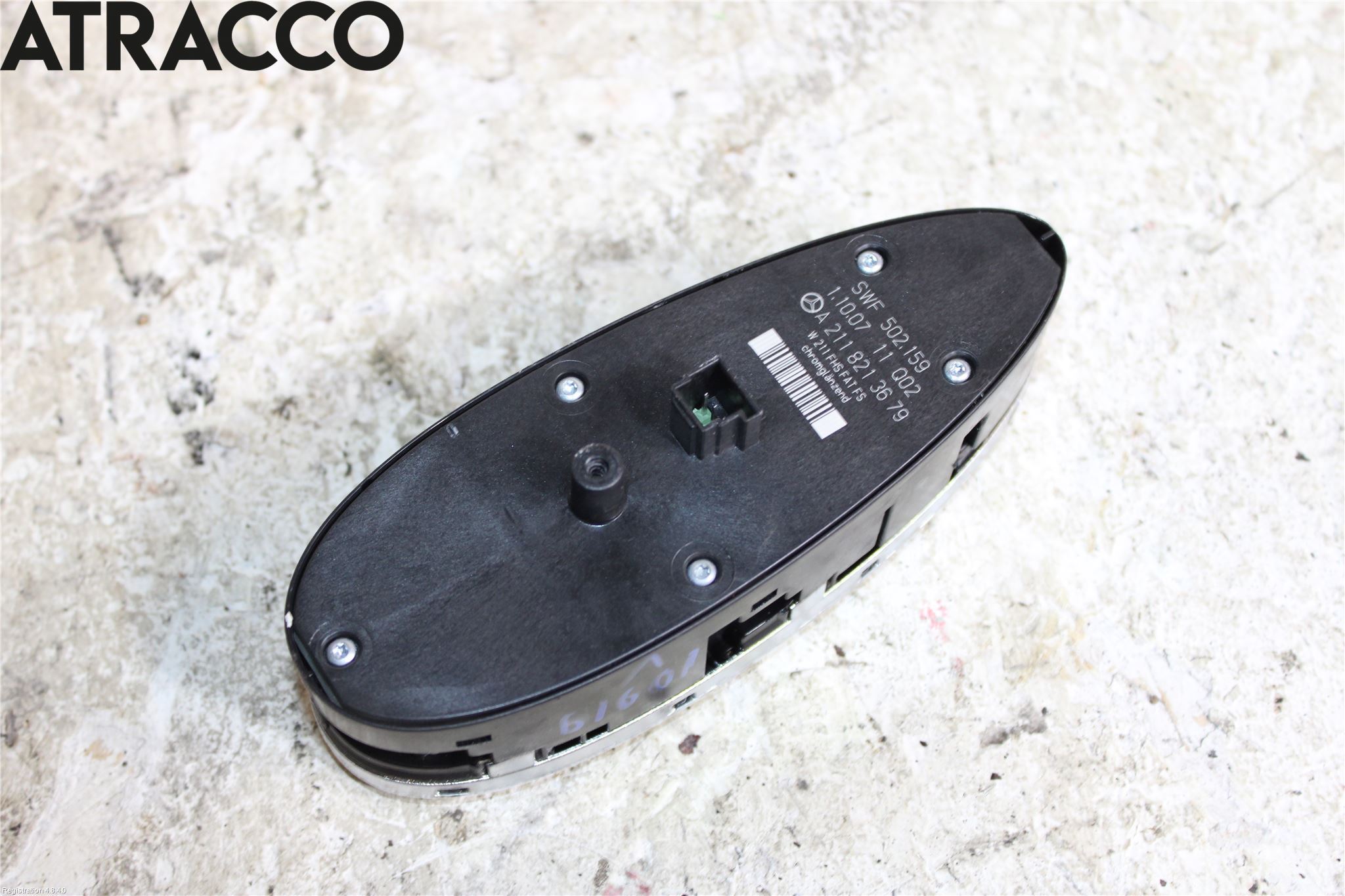 Mercedes-Benz MB E-KLASS (W211) 02-09 Bryter Vindusheis