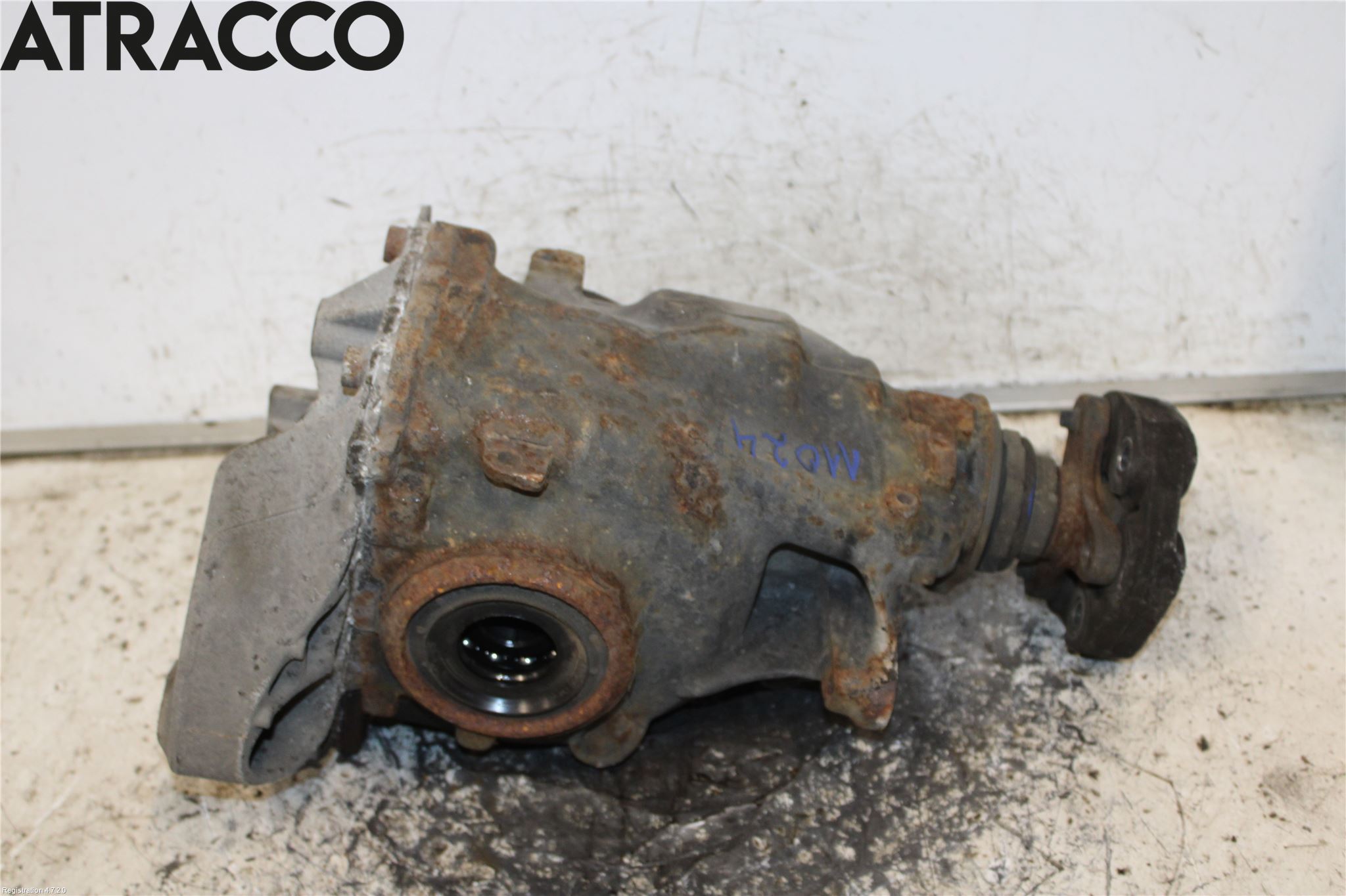 BMW 4 F32/F33/F82/F83 13-20 Bakaksel Kardang Bak -Diff