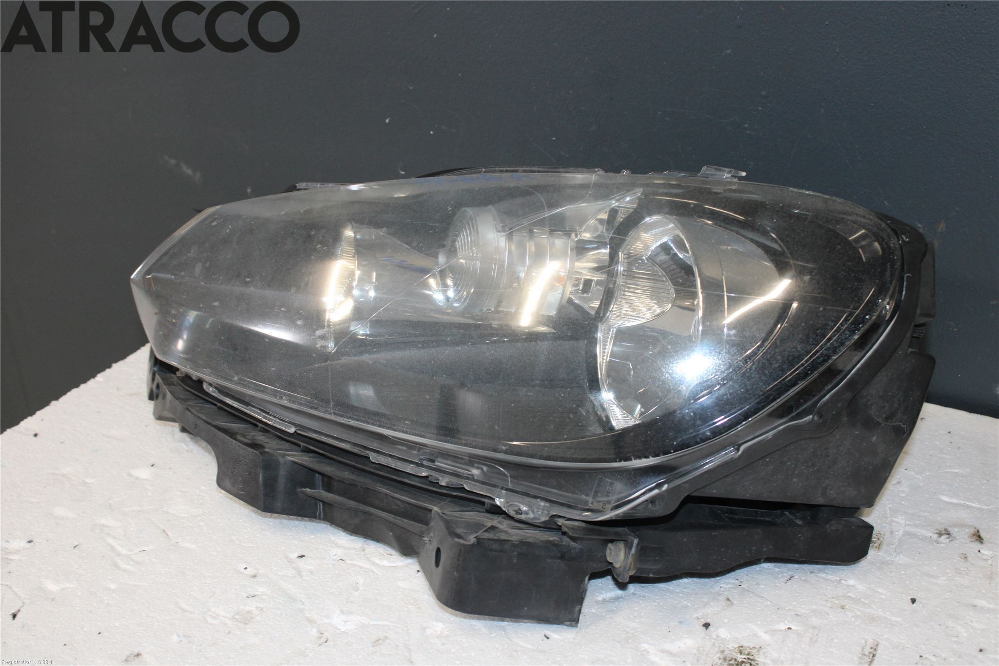 Volkswagen VW GOLF VI 09-13 Frontlykt Venstre