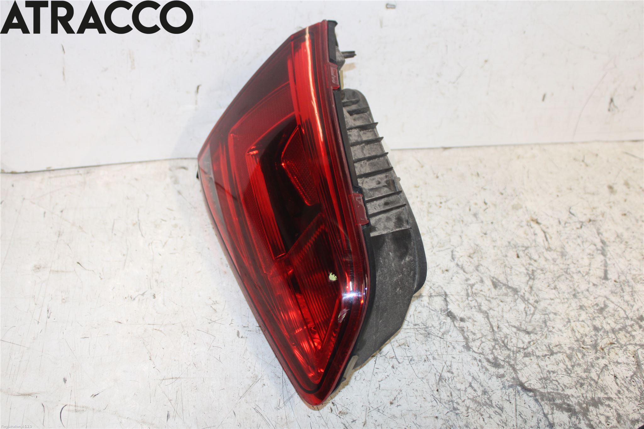 Volkswagen VW GOLF / E-GOLF VII 13-20 Baklykt Venstre  På Luke(Indre