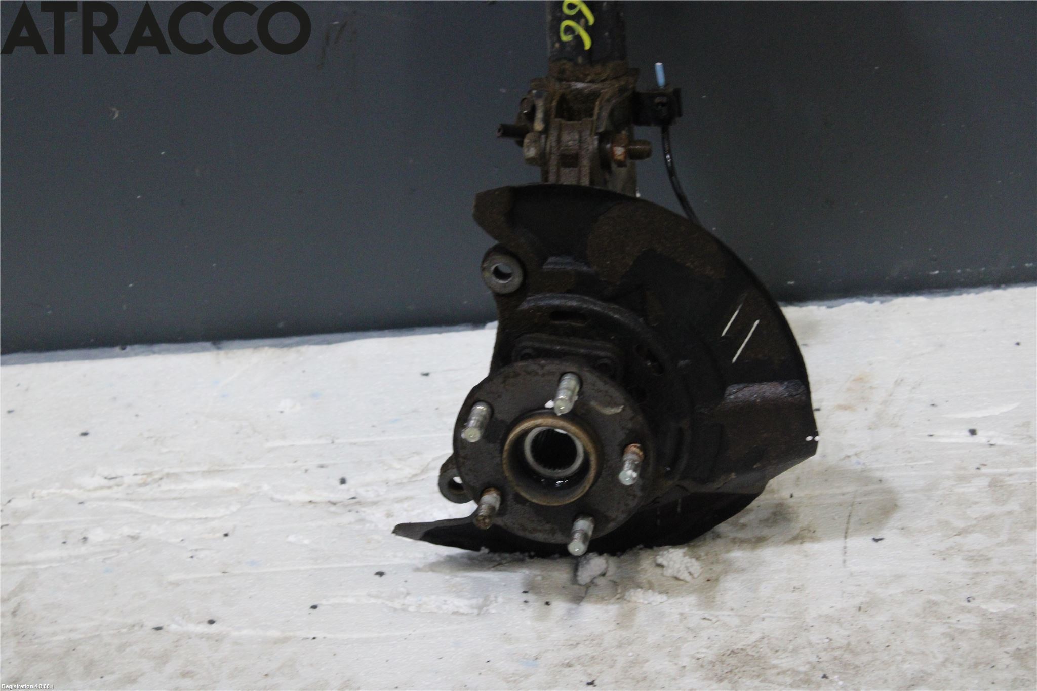 Subaru OUTBACK 10-15 Fjærbein Foran Høyre