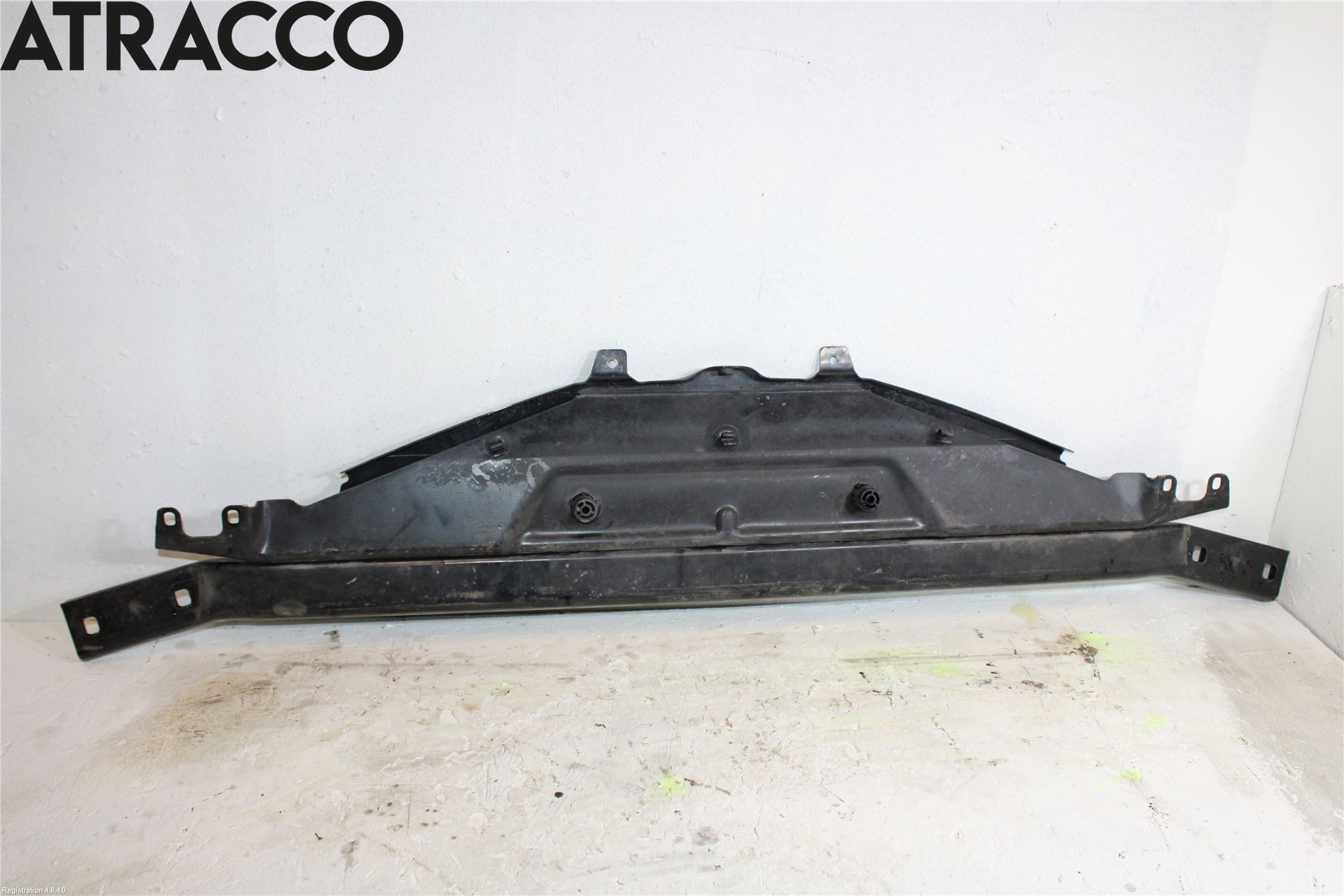BMW 5 F10/F11/F18 09-17 Frontplate Øvre