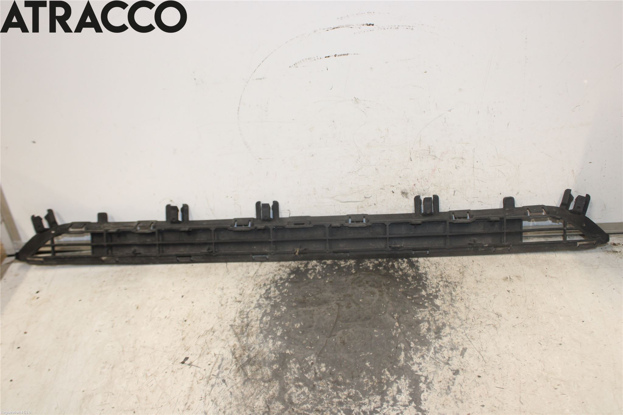 Peugeot 3008 09-16 Grilldel Midt