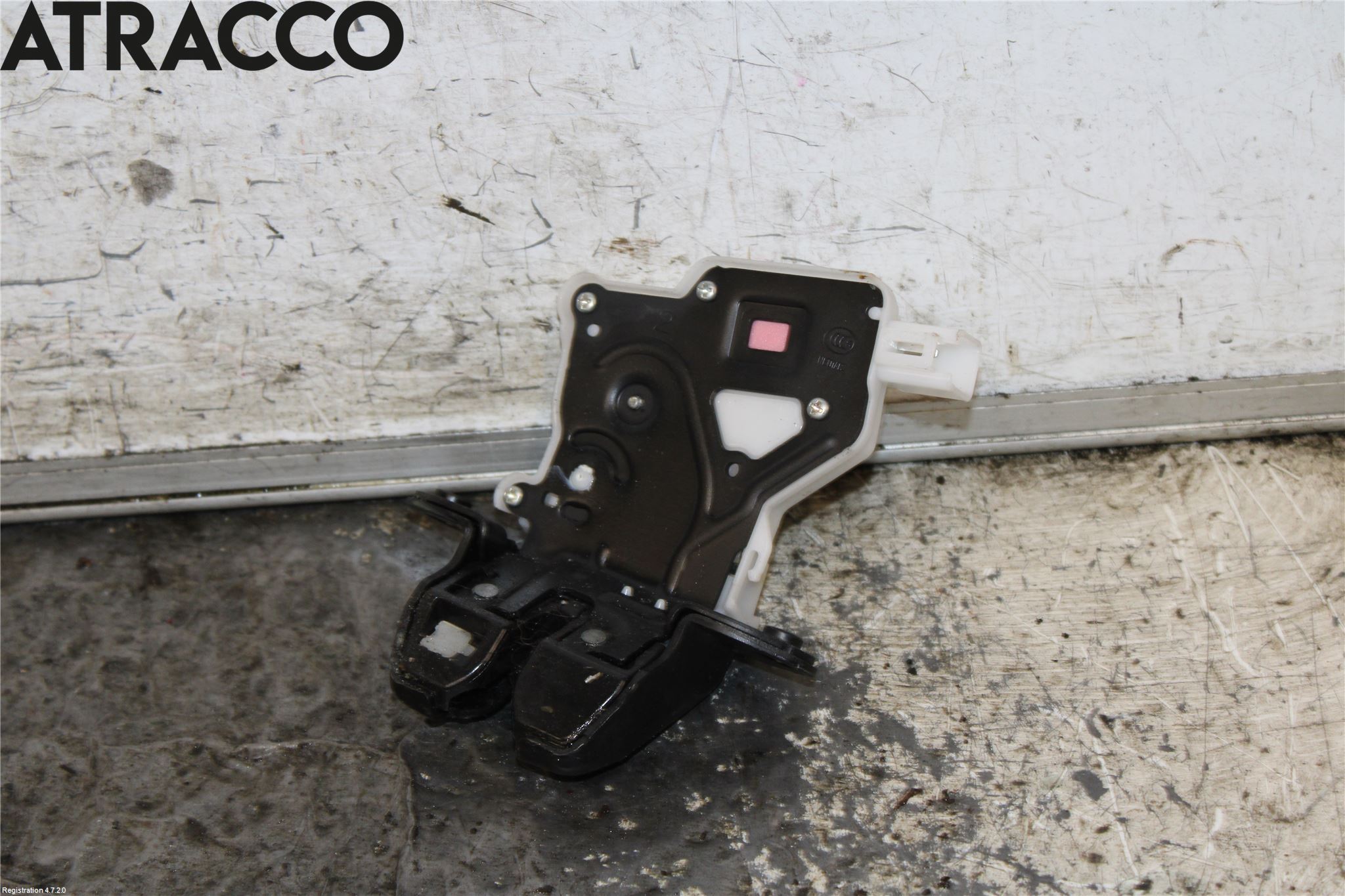 Nissan LEAF 18- Bakluke-Lokk Låsekasse