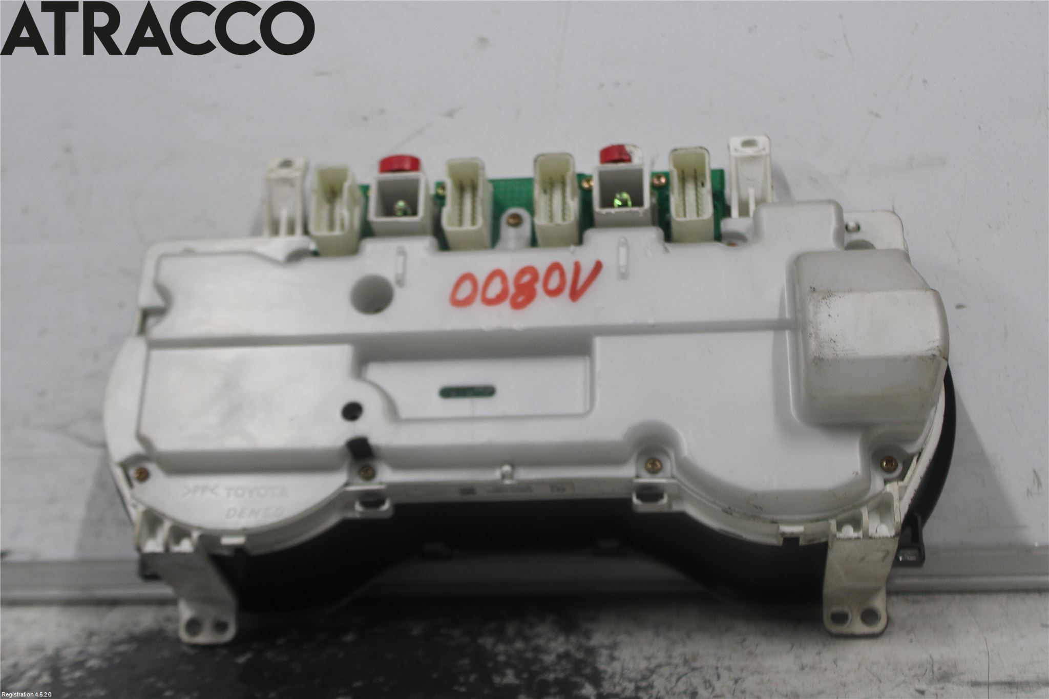 Toyota RAV 4 00-06 Instr Kombinert