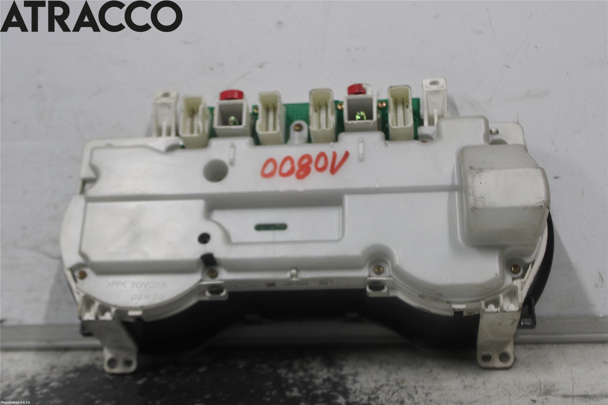 Toyota RAV 4 00-06 Instr Kombinert