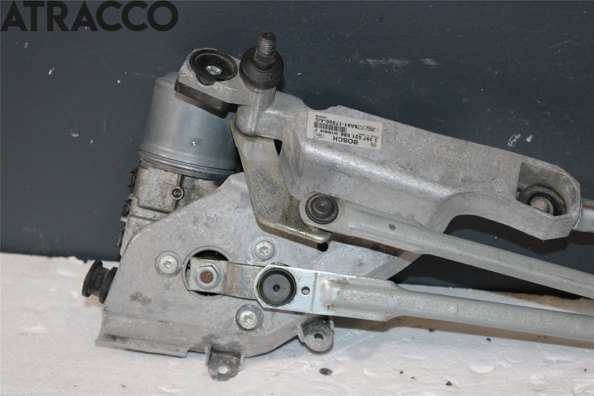 Ford FIESTA 13-17 Viskermotor Frontrute