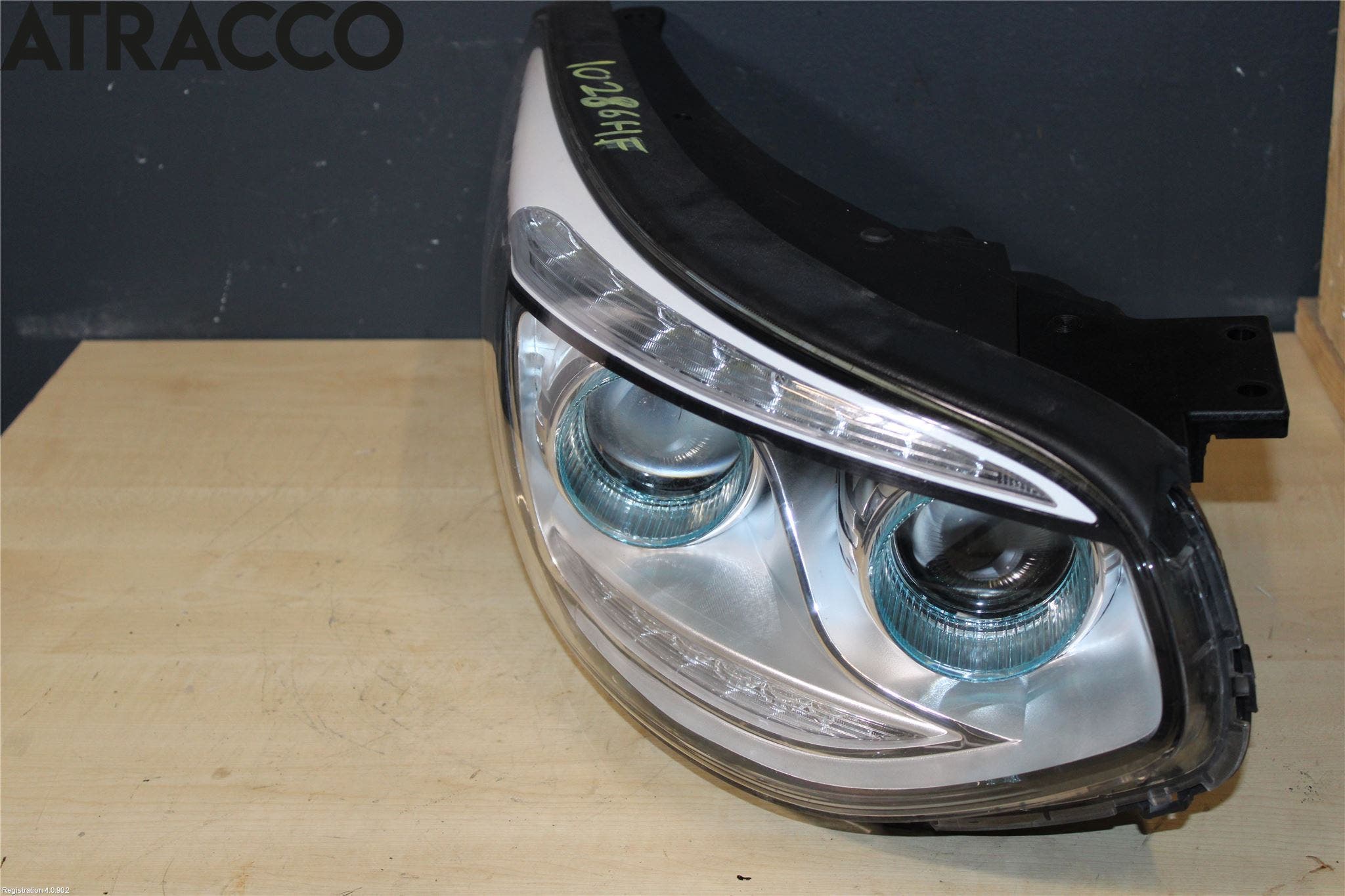 Kia SOUL 09- Frontlykt Høyre