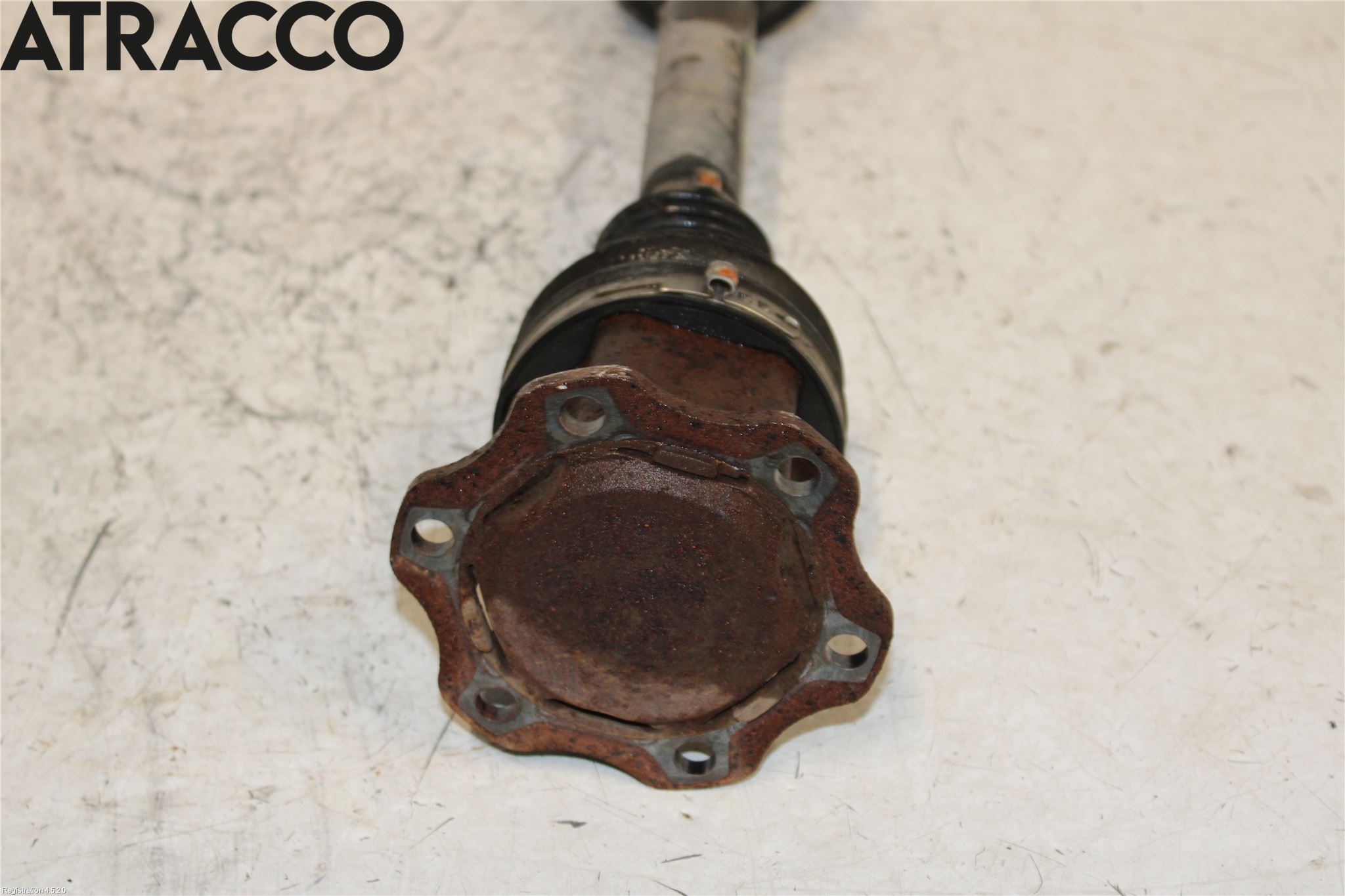 Audi A5 07-16 Drivaksel Foran Kompl Høyre