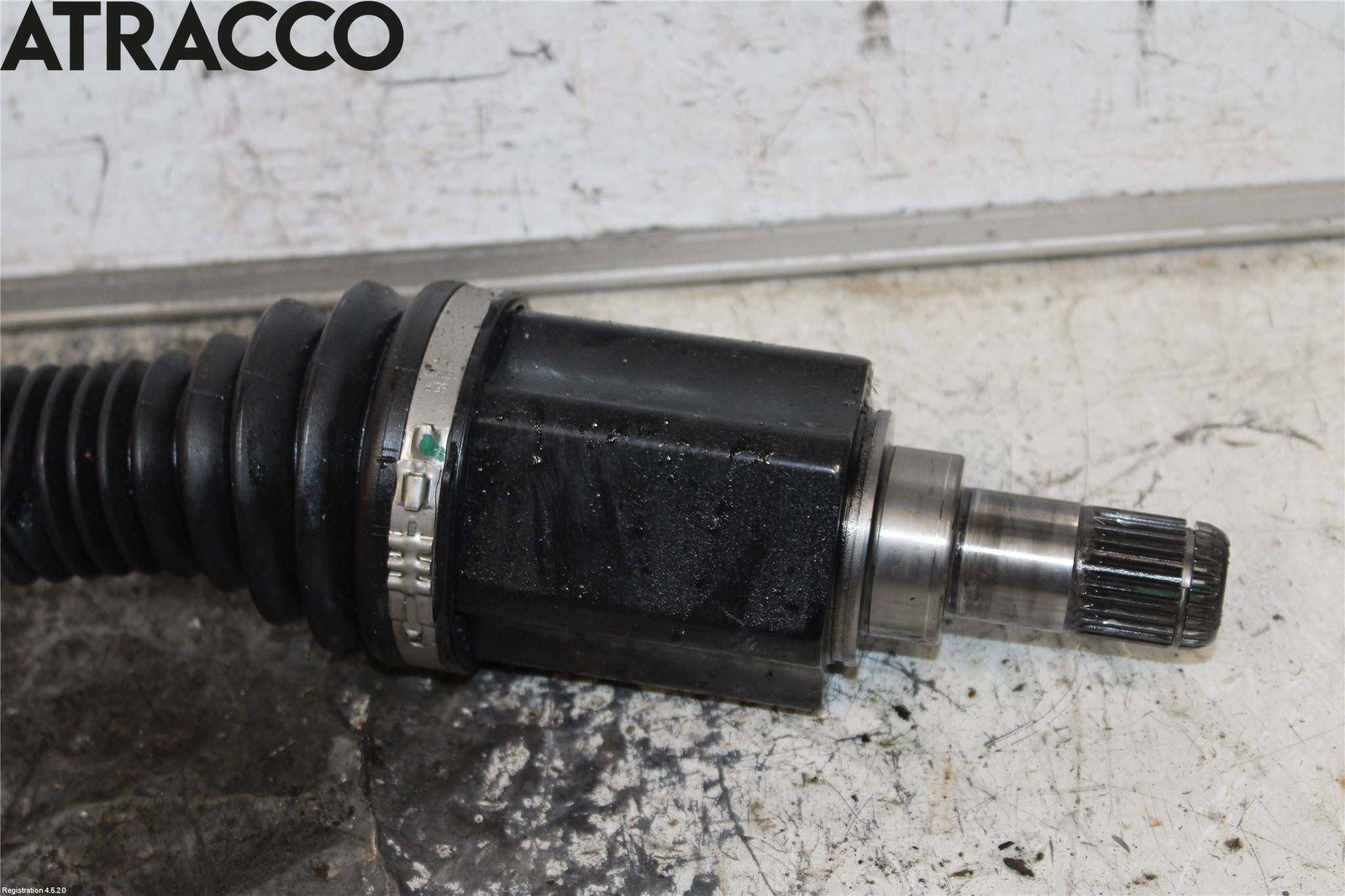 BMW 3 F30/F31/F80 12-19 Drivaksel Foran Kompl Venstre
