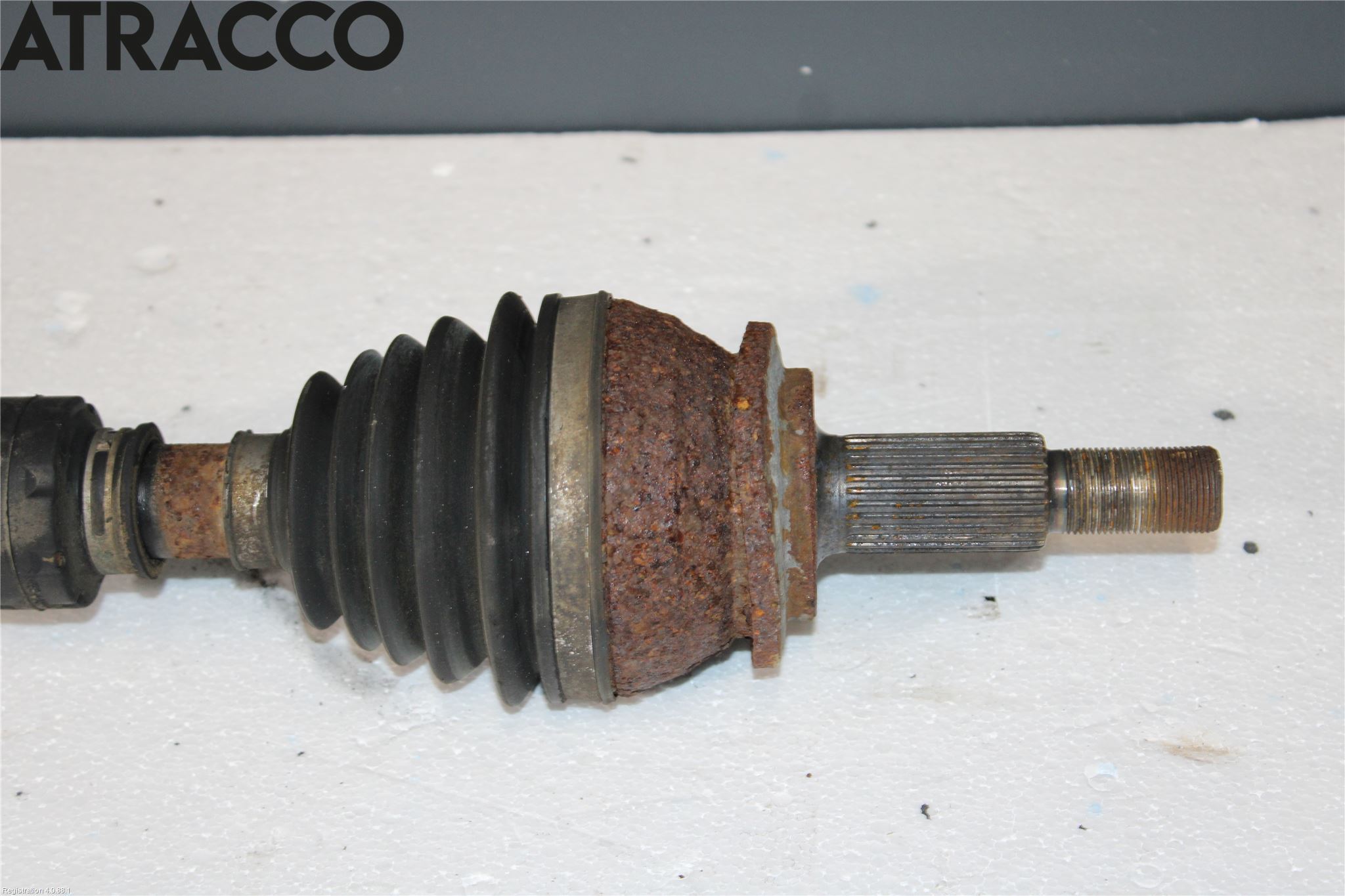 Toyota RAV 4 06-12 Drivaksel Foran Kompl Høyre