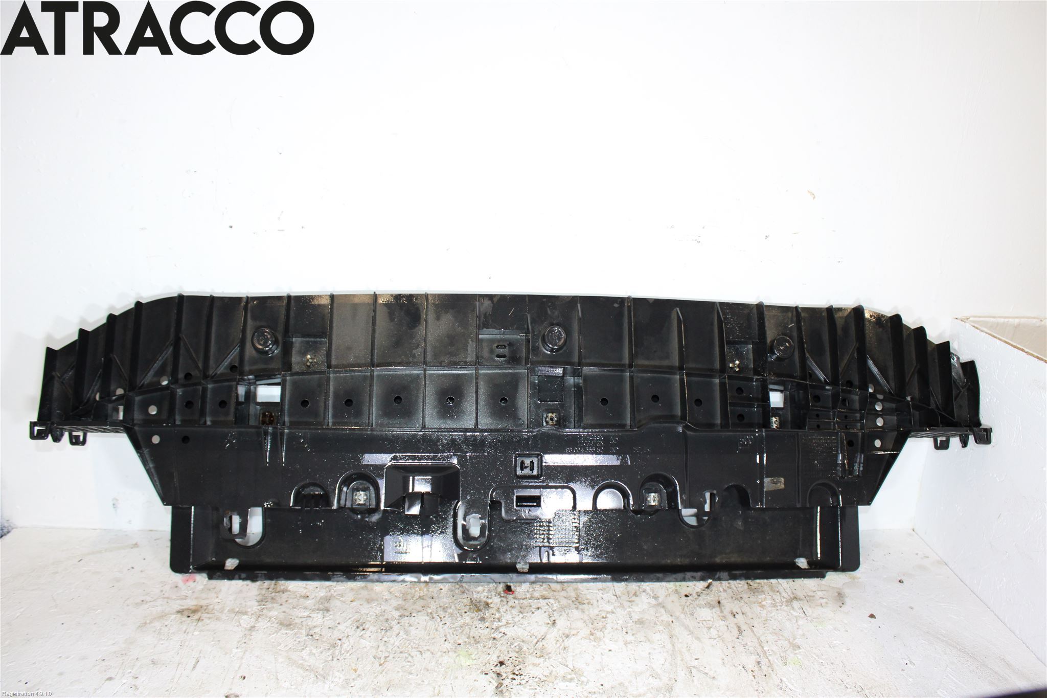 Peugeot 2008 13-20 Frontplate Nedre