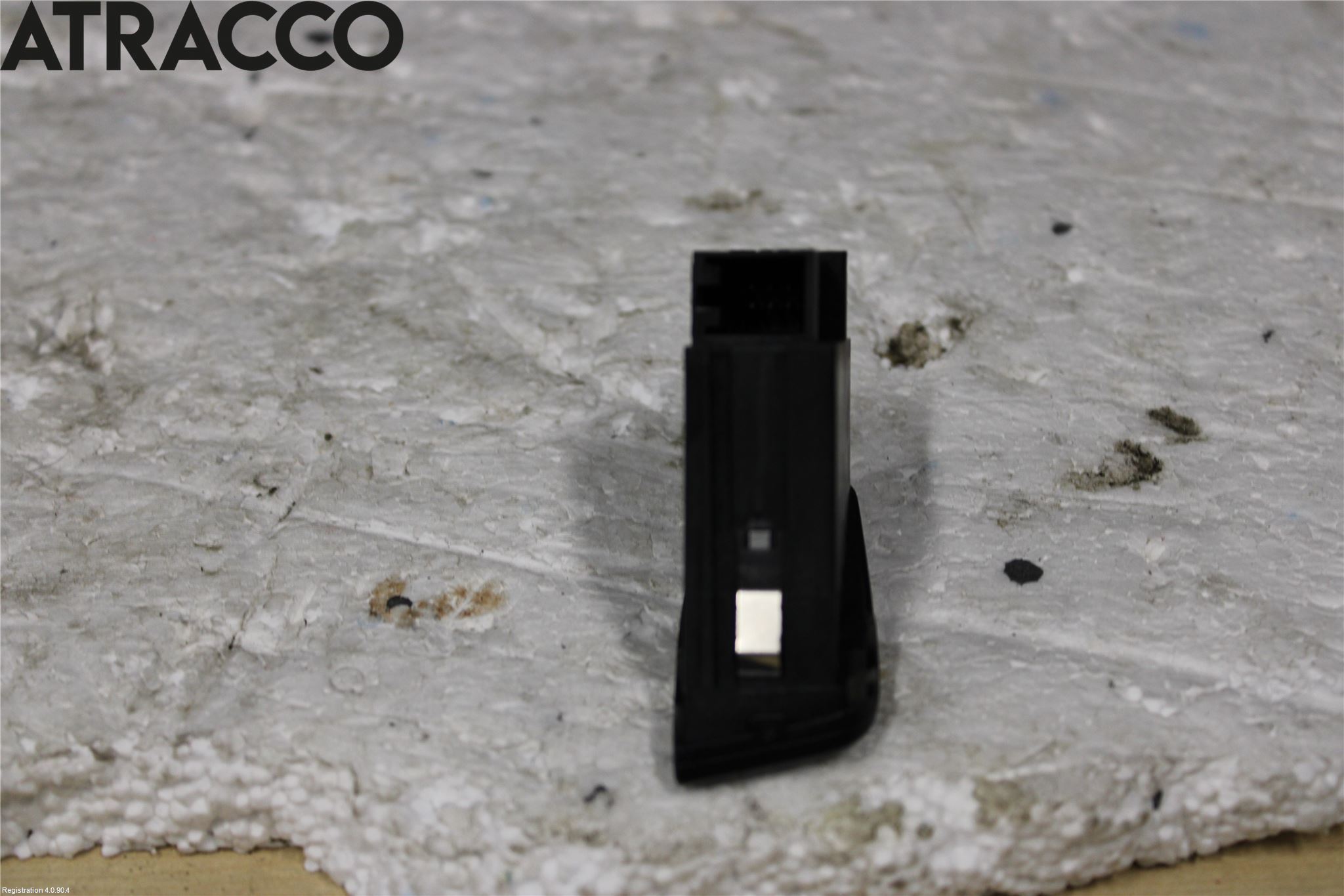 Audi A4/S4 08-11 Bryter Varsel (Nødblink)