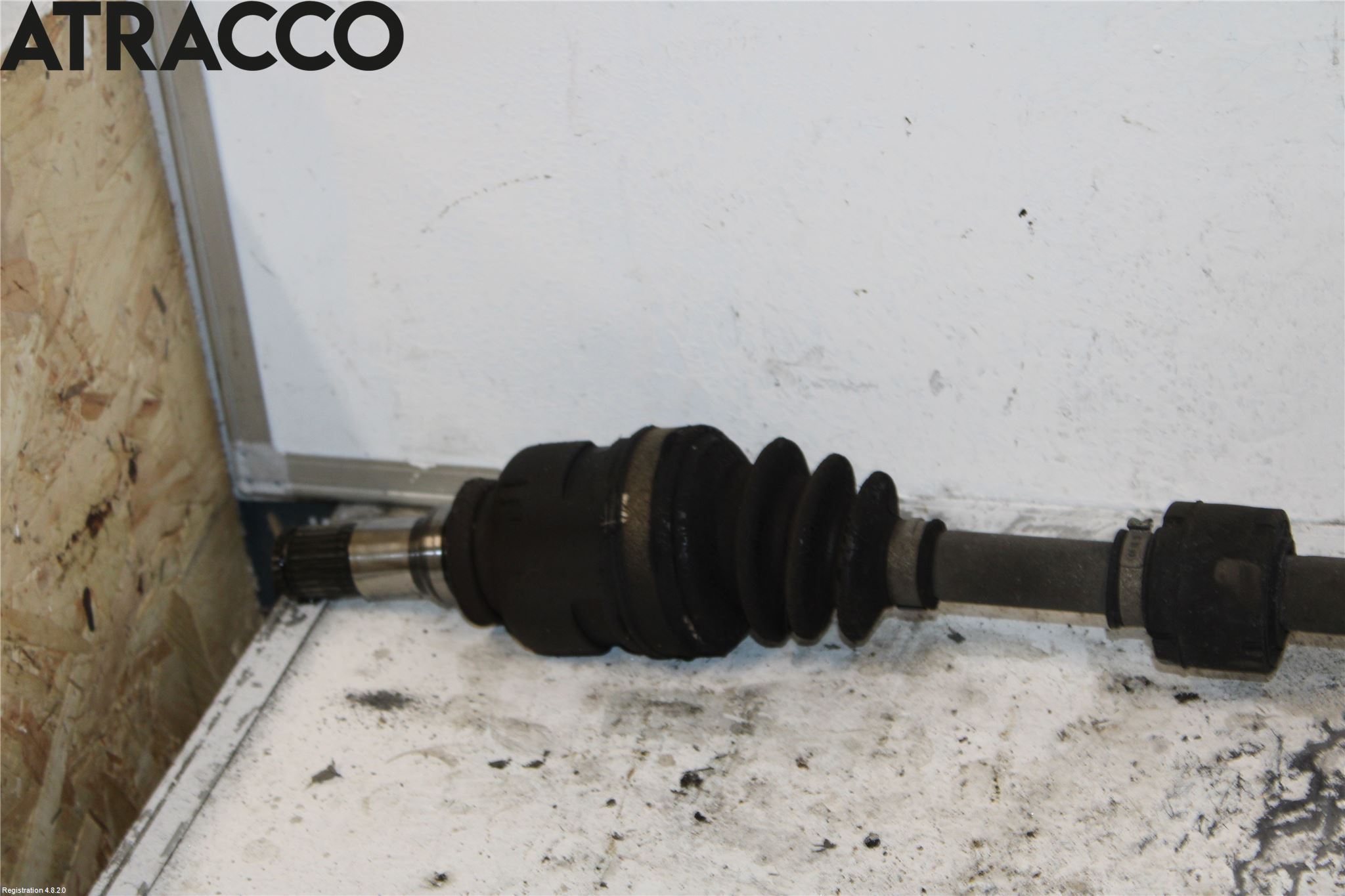 Toyota YARIS XP130 15-20 Drivaksel Foran Kompl Høyre