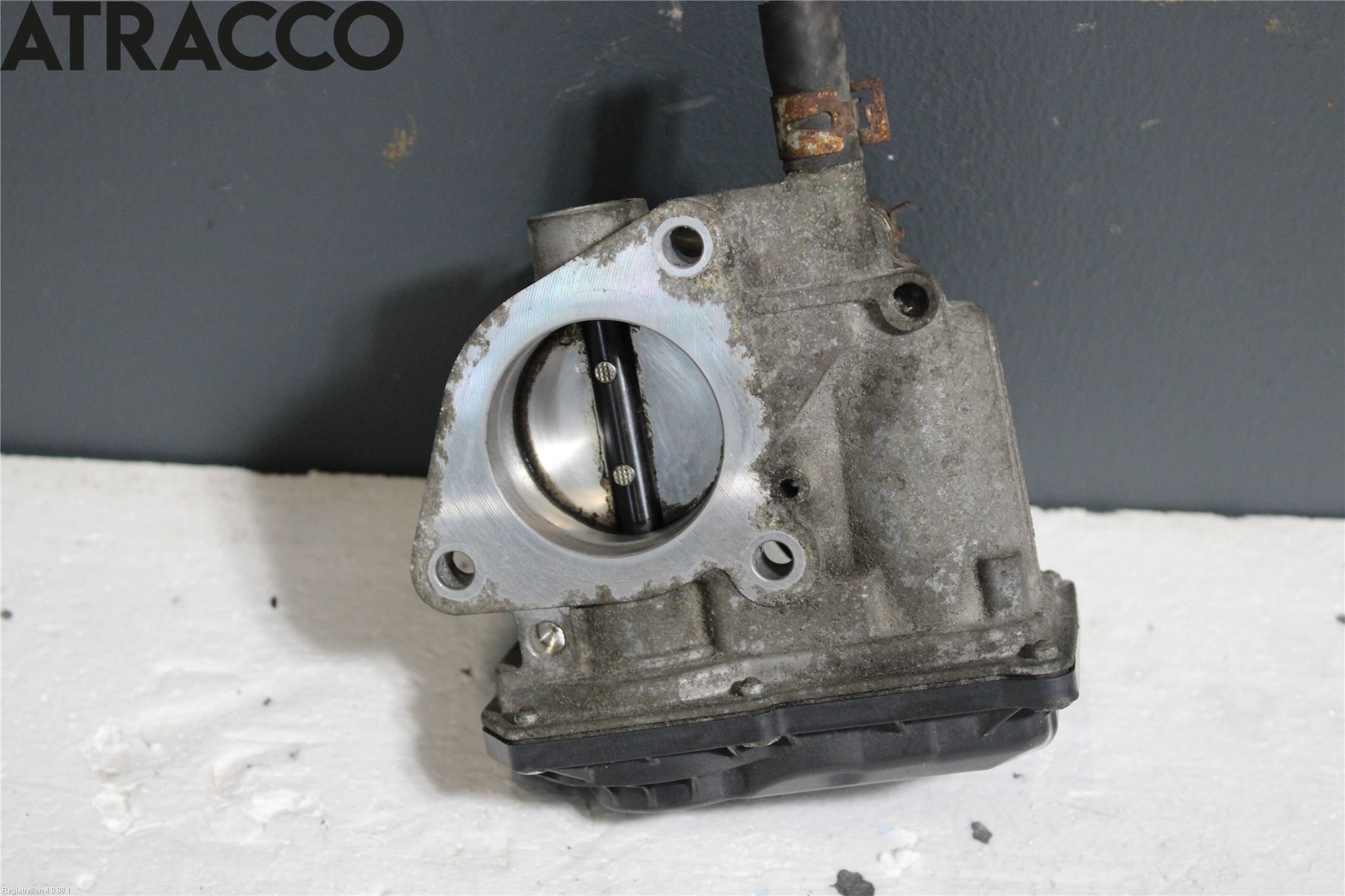 Toyota YARIS XP130 12-14 Inns Spjeldhus