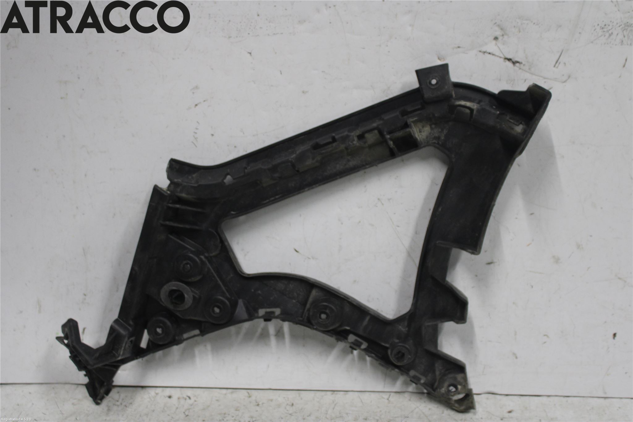 Ford TRANSIT/TOURNEO CONNECT 13-22 Støtfanger Bak Hjørne Høyre