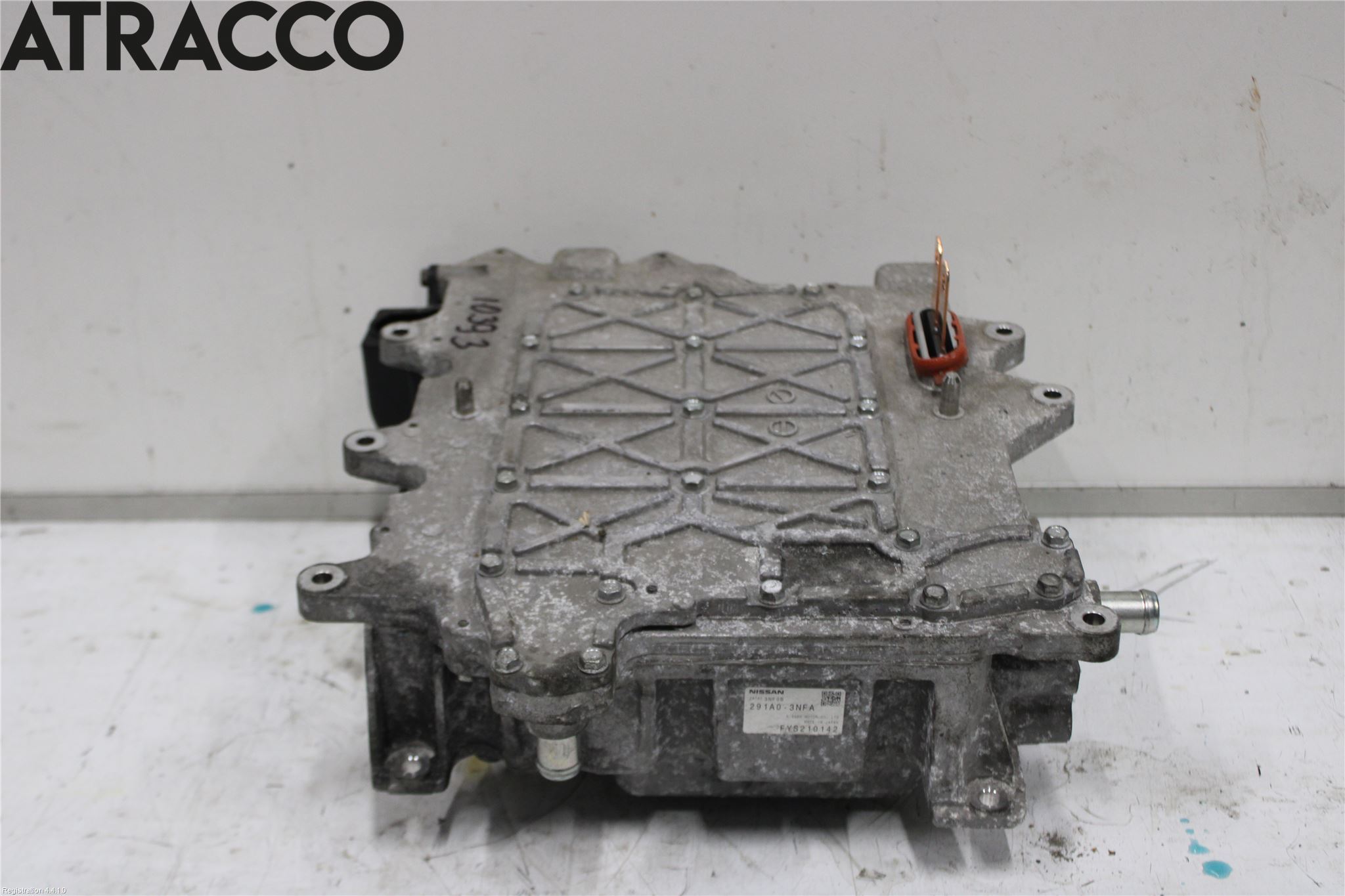 Nissan LEAF 11-17 Inverter 12-)220V