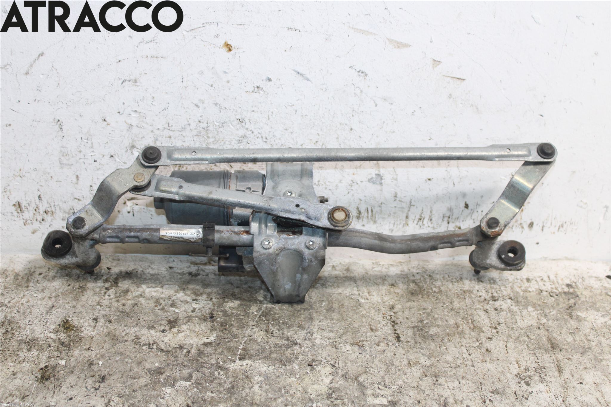 Volkswagen VW CADDY      04-10 Viskermotor Frontrute