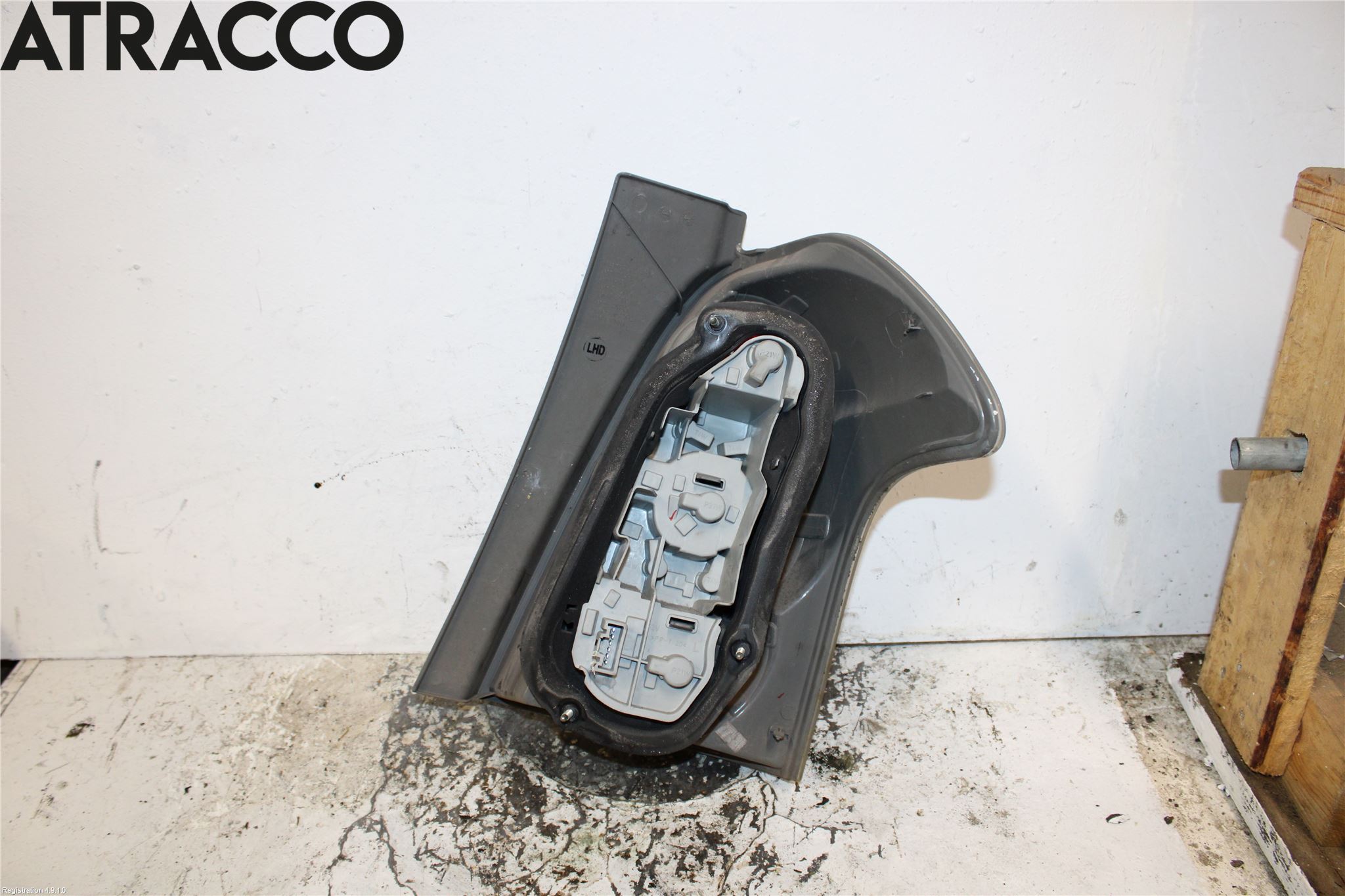 Toyota COROLLA VERSO 04-07 Baklykt Venstre