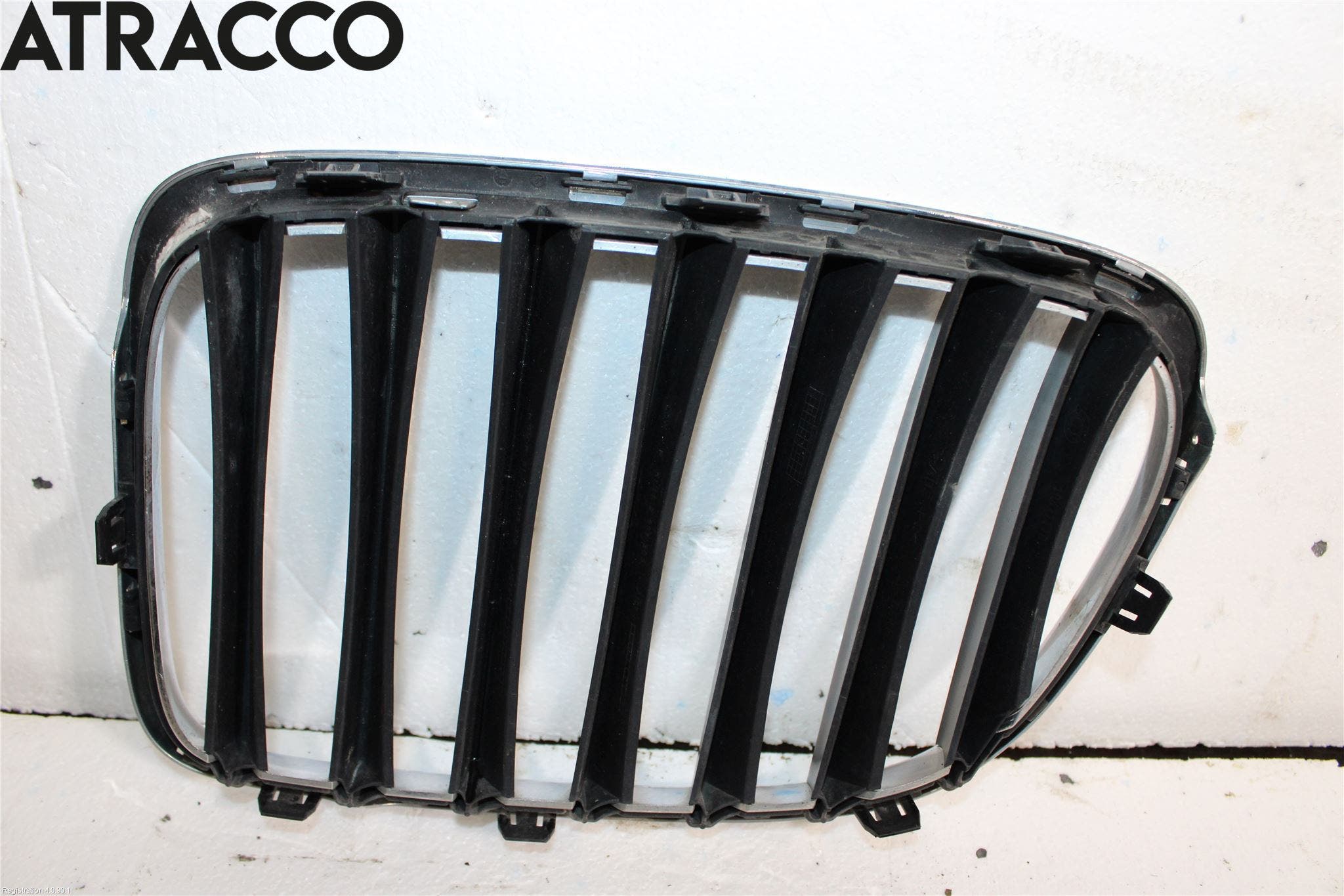 BMW X1 E84 10-15 Grilldel Høyre