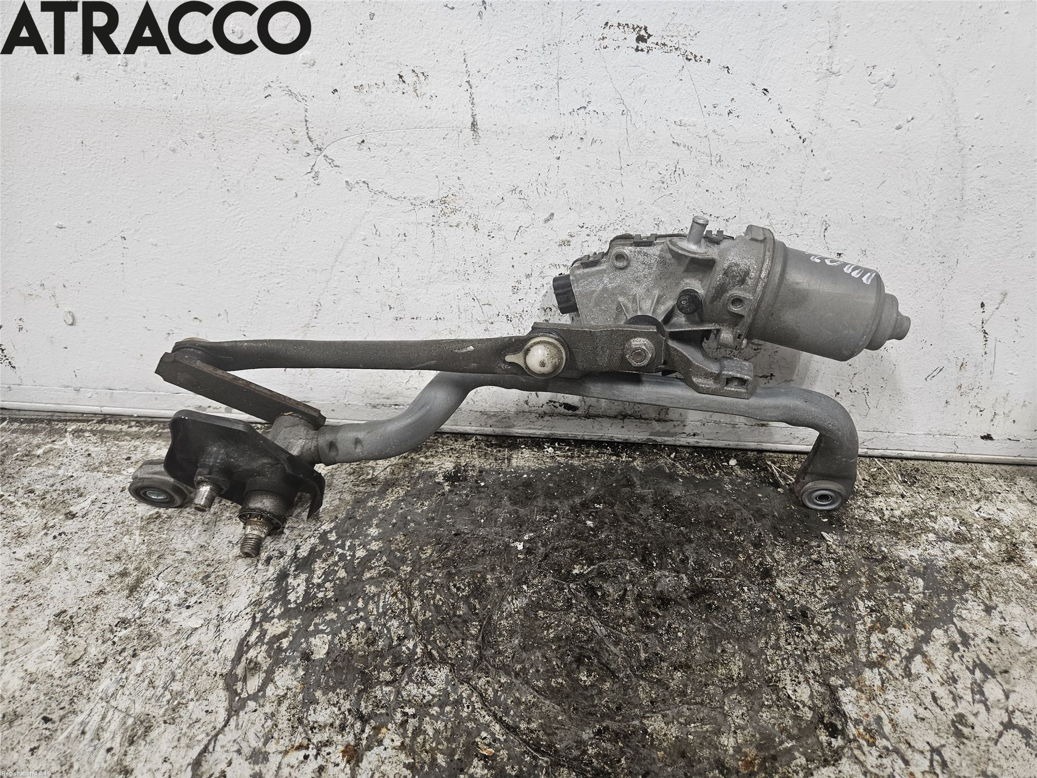 Toyota YARIS XP130 12-14 Viskermotor Frontrute