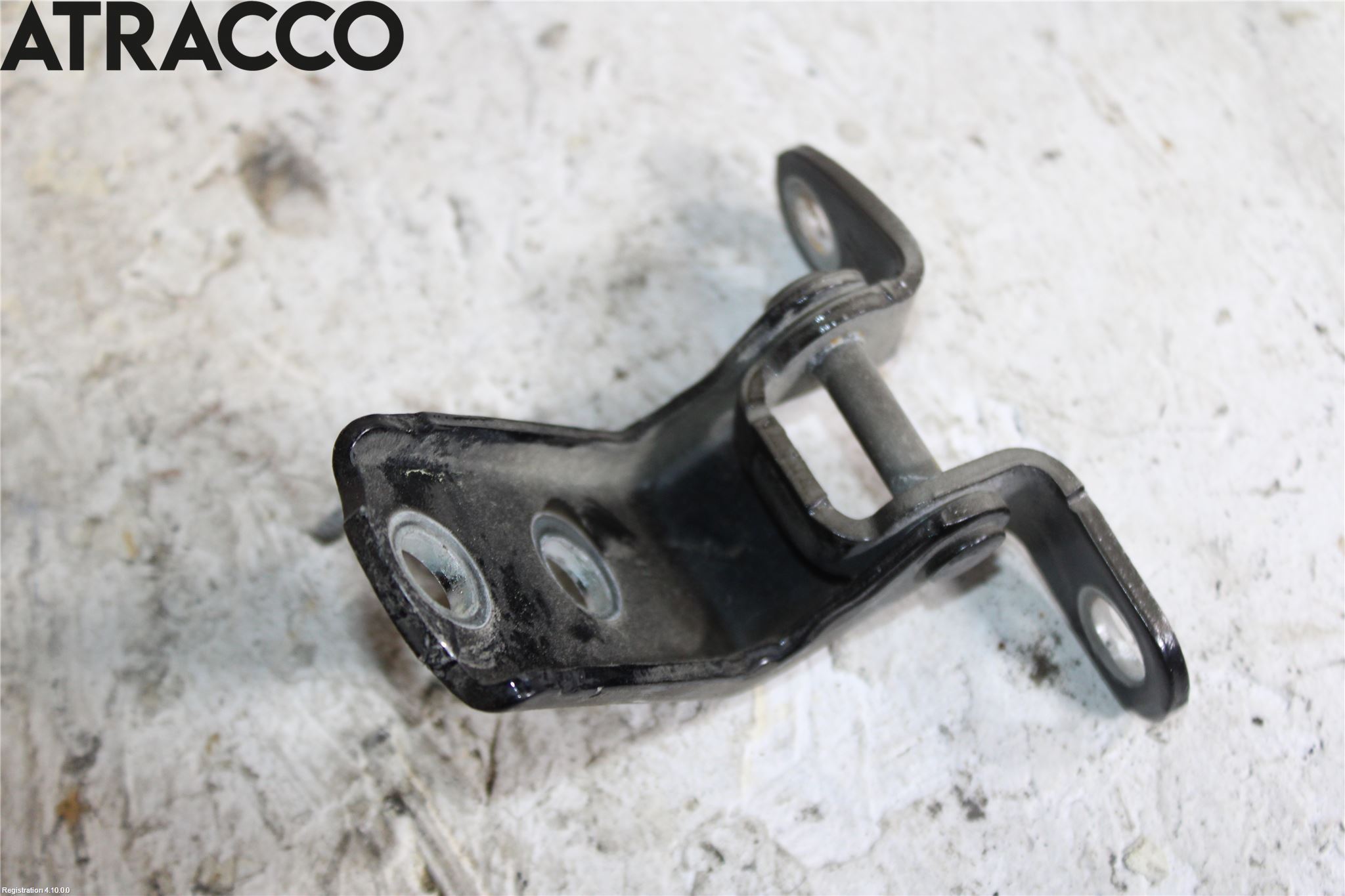 Toyota HILUX 16- Dørhengsel