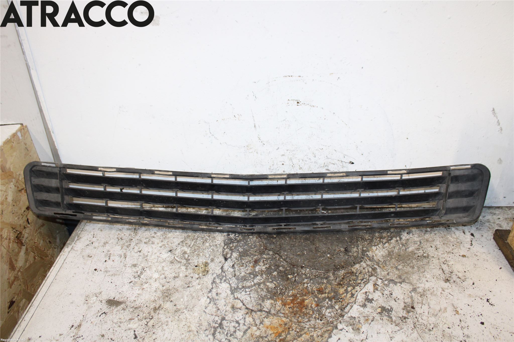 Mercedes-Benz MB C-KLASS (W204) 07-15 Grilldel Midt