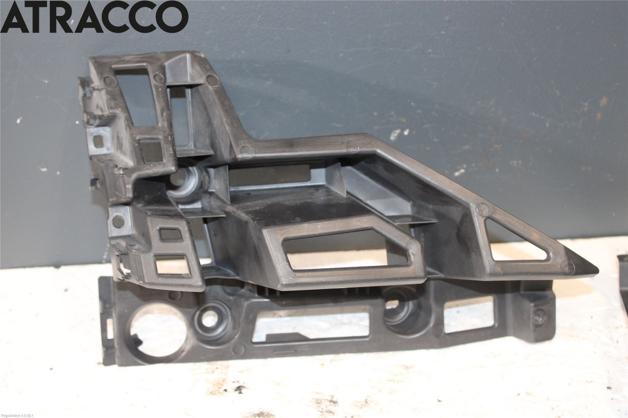 Peugeot 3008 17-24 Støtfangerfeste Bak Høyre