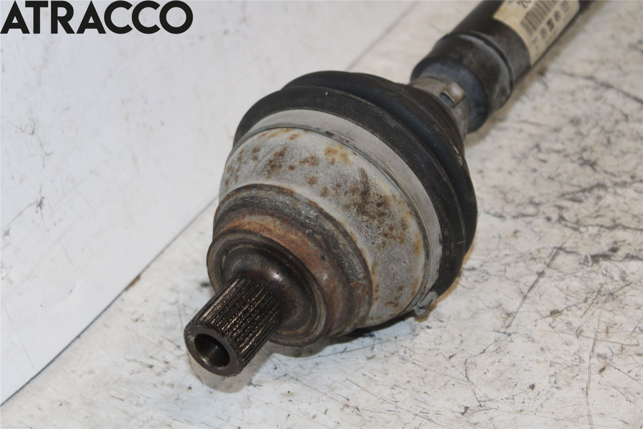 Volkswagen VW CADDY 11-15 Drivaksel Foran Kompl Høyre