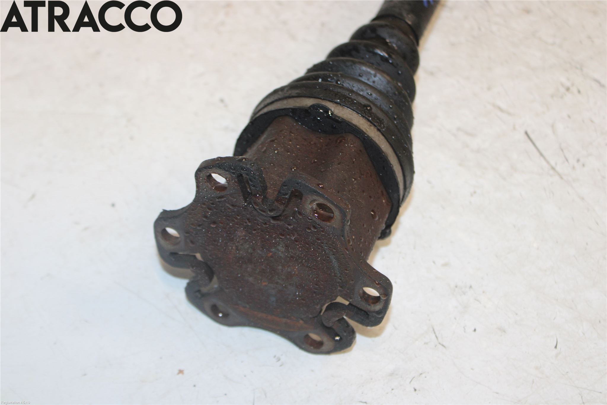 Audi A4/S4 01-05 Drivaksel Foran Kompl Høyre