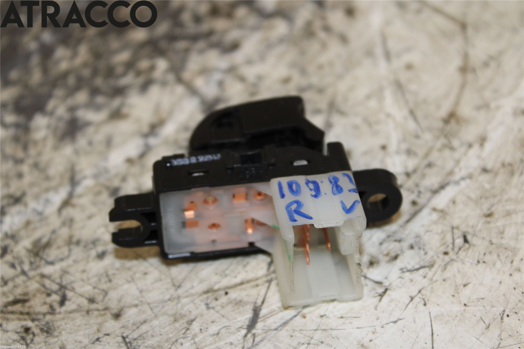 Nissan NAVARA, TREK-1 17-21 Bryter Vindusheis