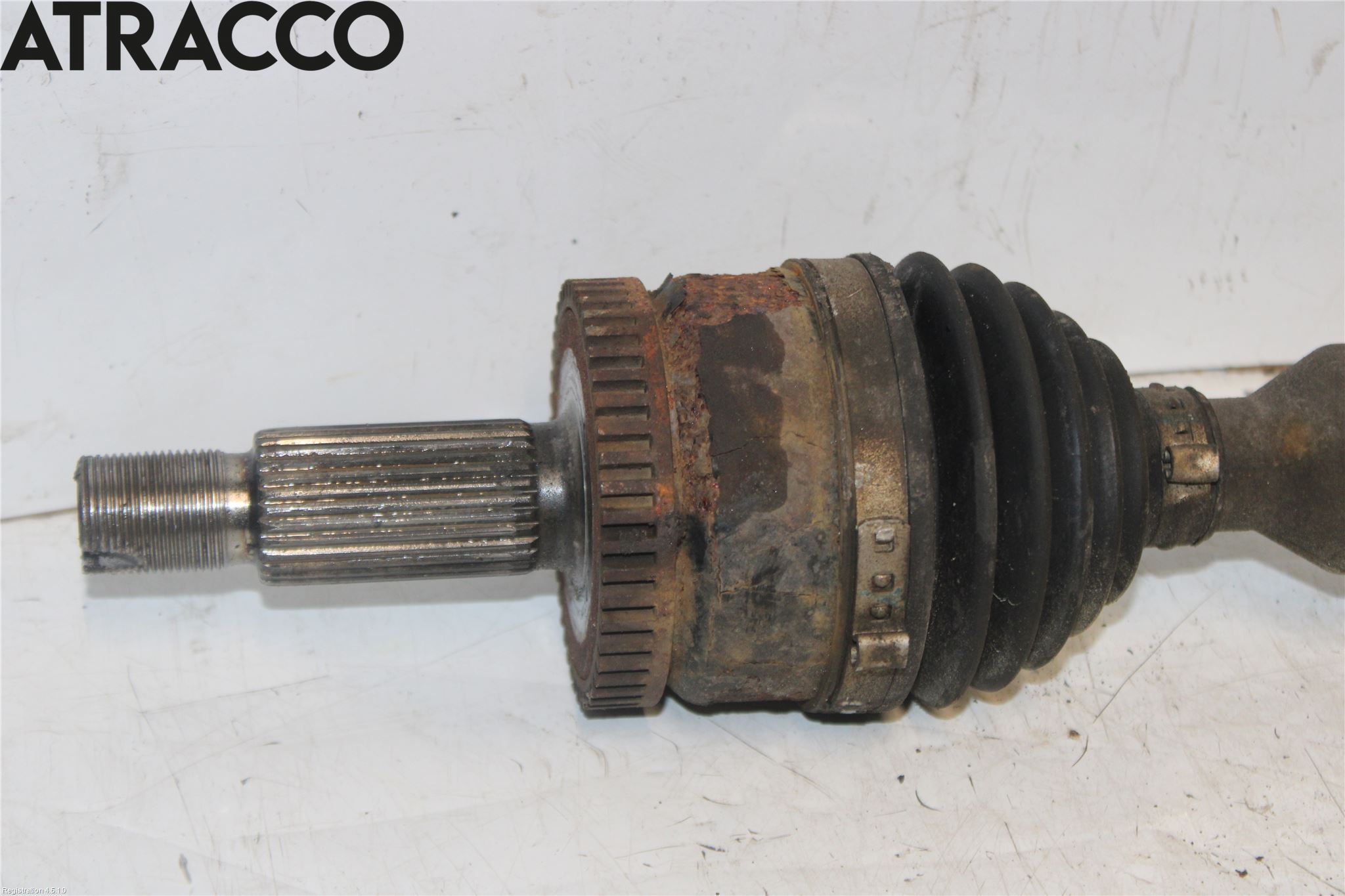 Hyundai TUCSON 05- Drivaksel Foran Kompl Høyre