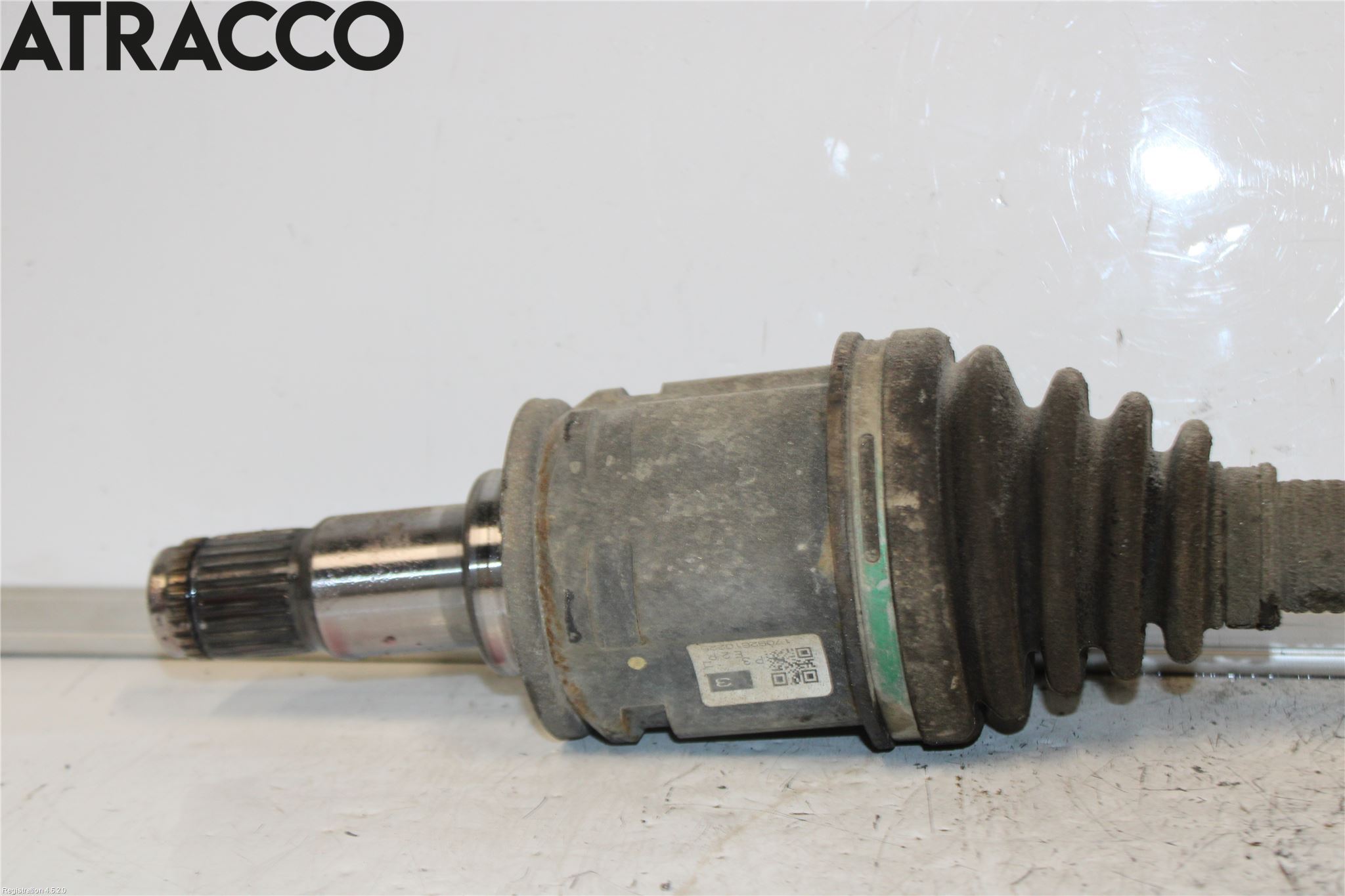 Toyota RAV4 13-18 Drivaksel Foran Kompl Venstre