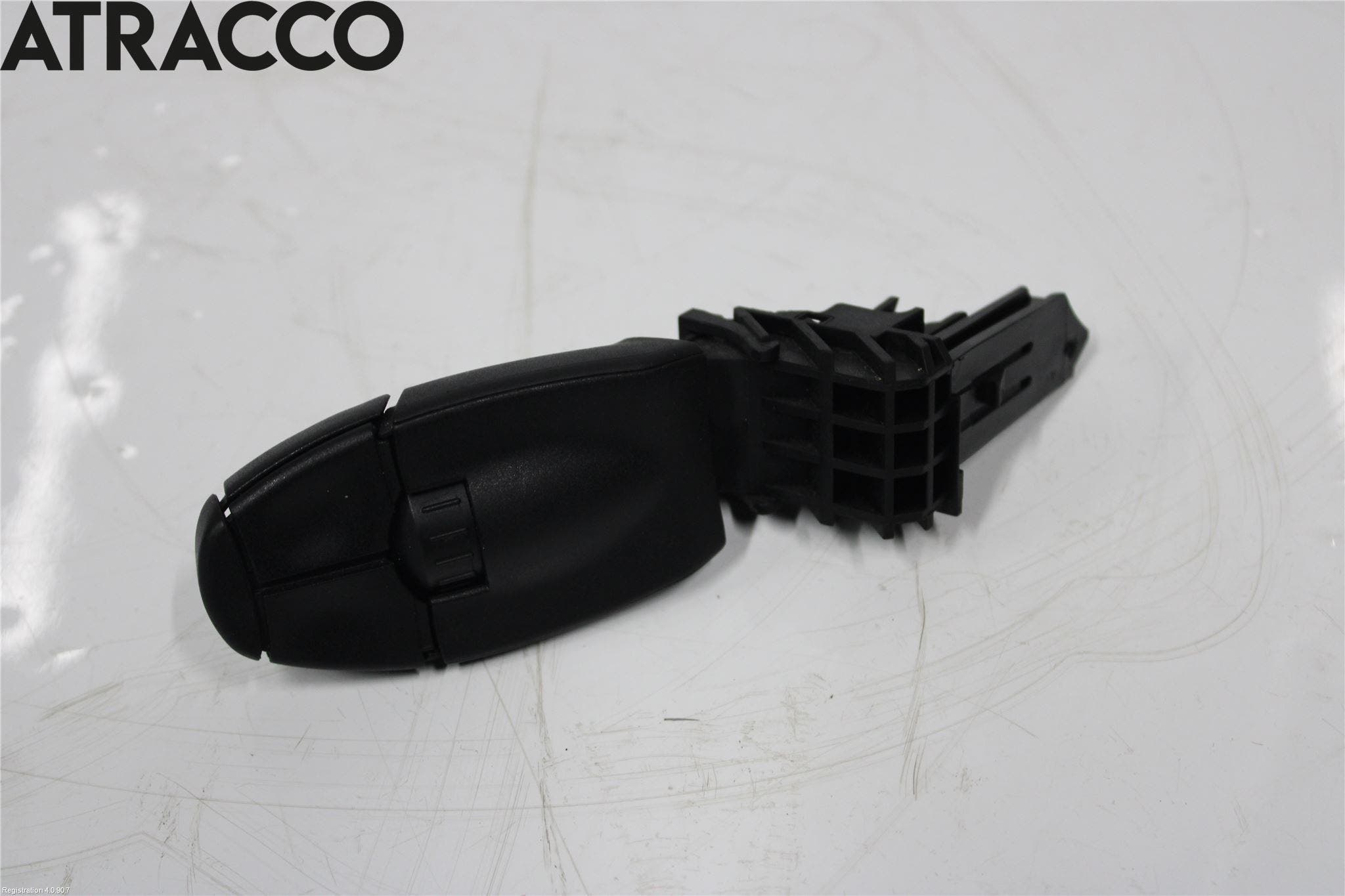 Peugeot PARTNER 16-18 Bryter Ratt Radio-Stereo