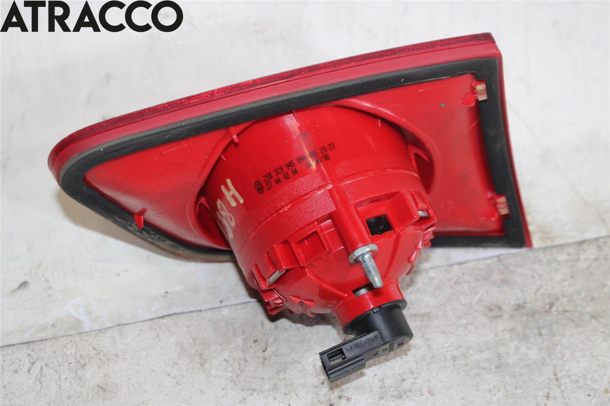 Volkswagen VW PASSAT 05-11 Baklykt Høyre  På Luke(Indre)